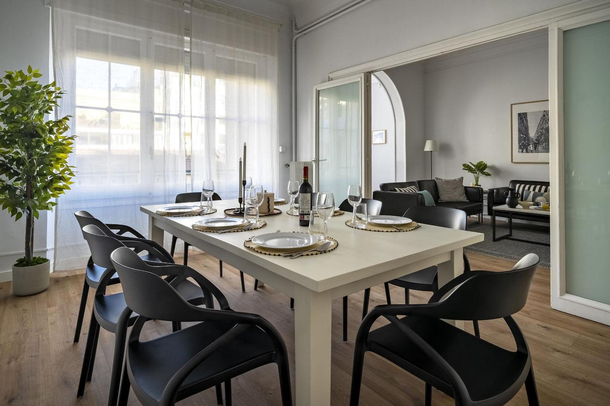 Habitat Bailen Apartment *