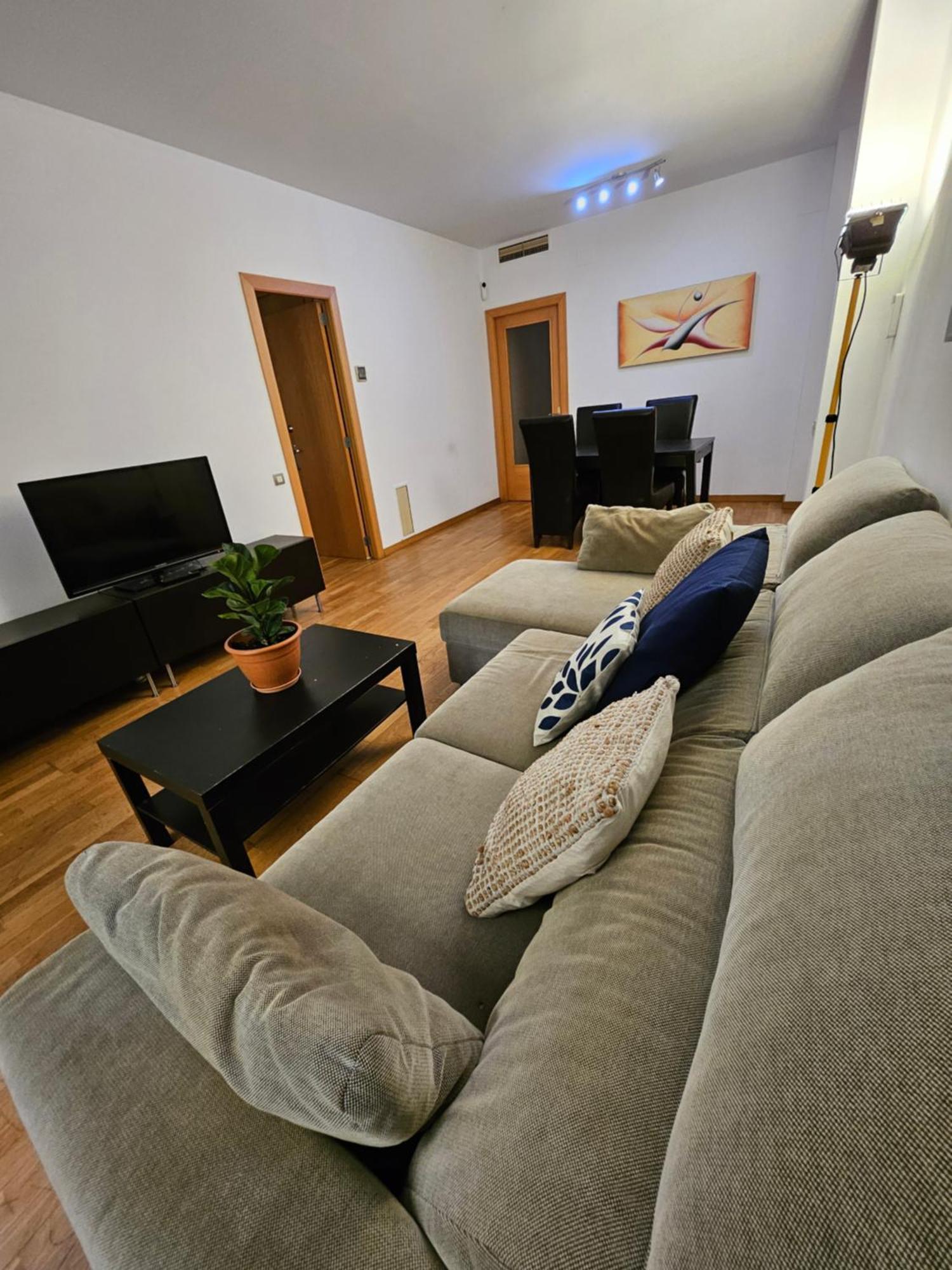 Appartement Near Ramblas 3 Flat Min 32 Days Parking Optional Barcelone