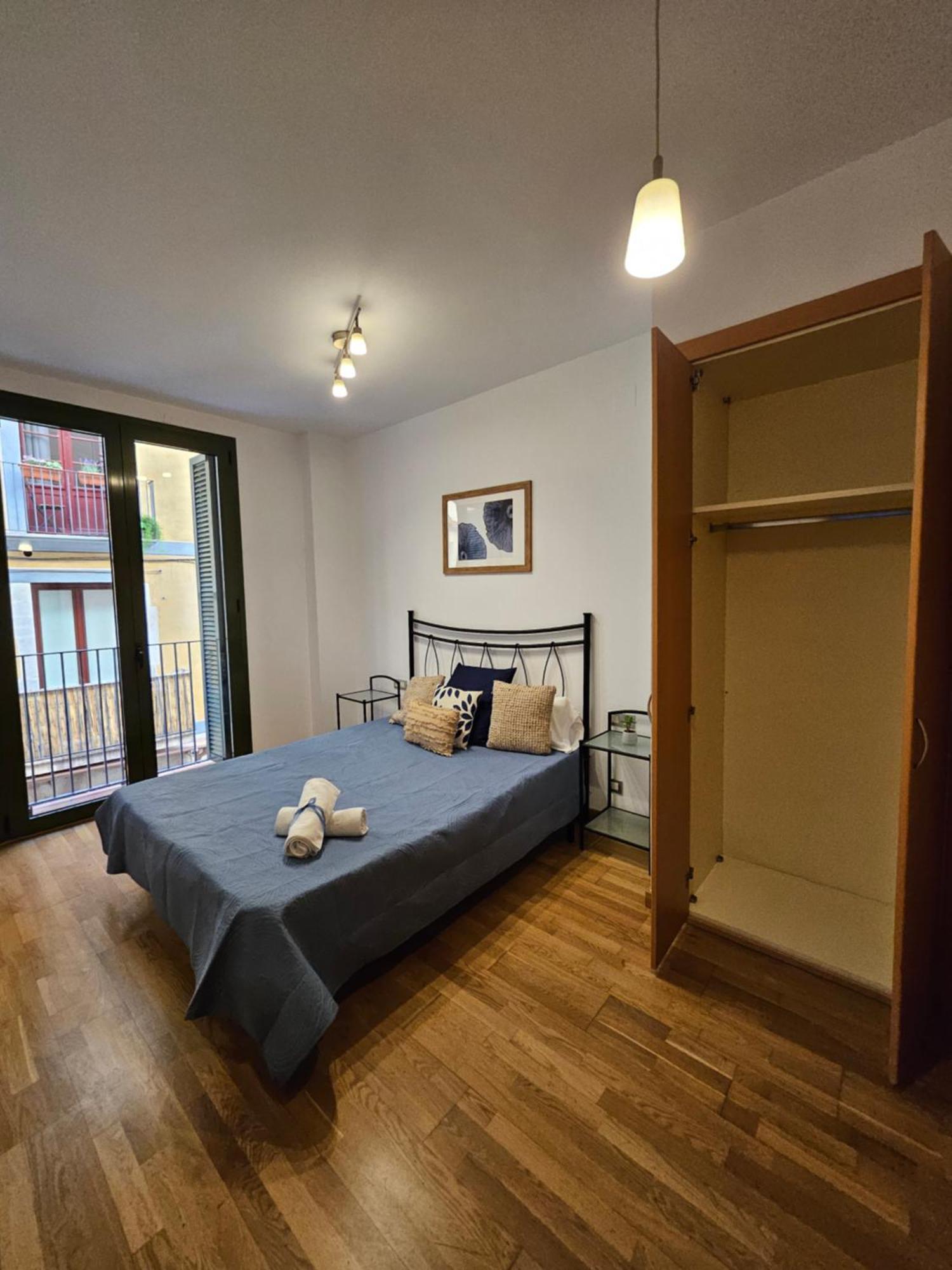 Near Ramblas 3 Flat Min 32 Days Parking Optional Barcelone