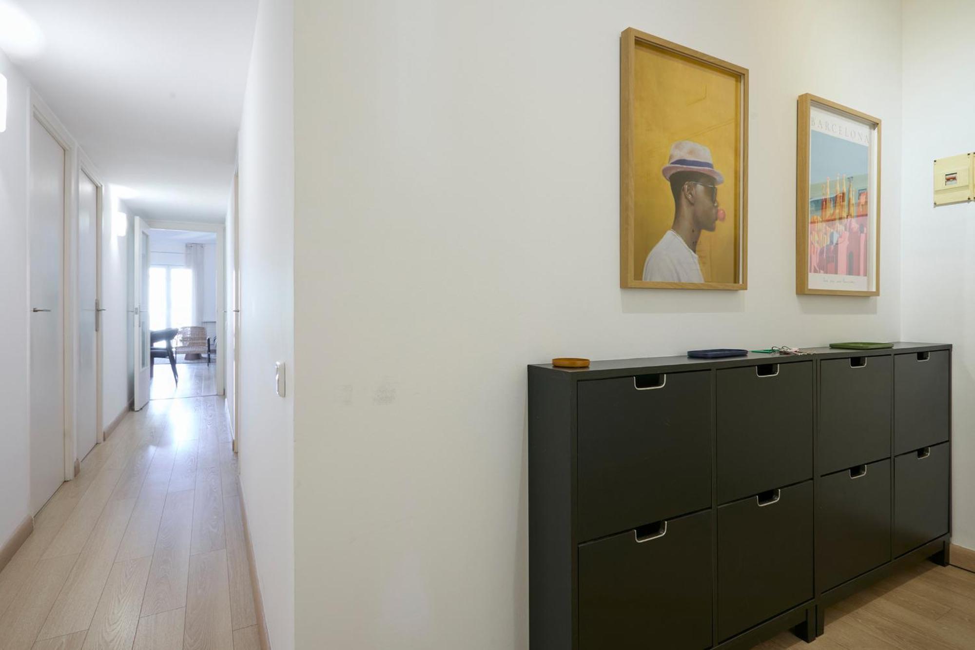 73cop1034 - Spacious With Terrace Apartment *