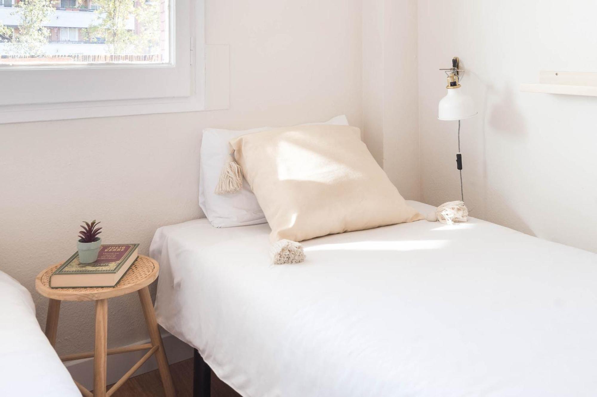 Comfortable For Groups Next To Sagrada Familia Apartment Barcelona