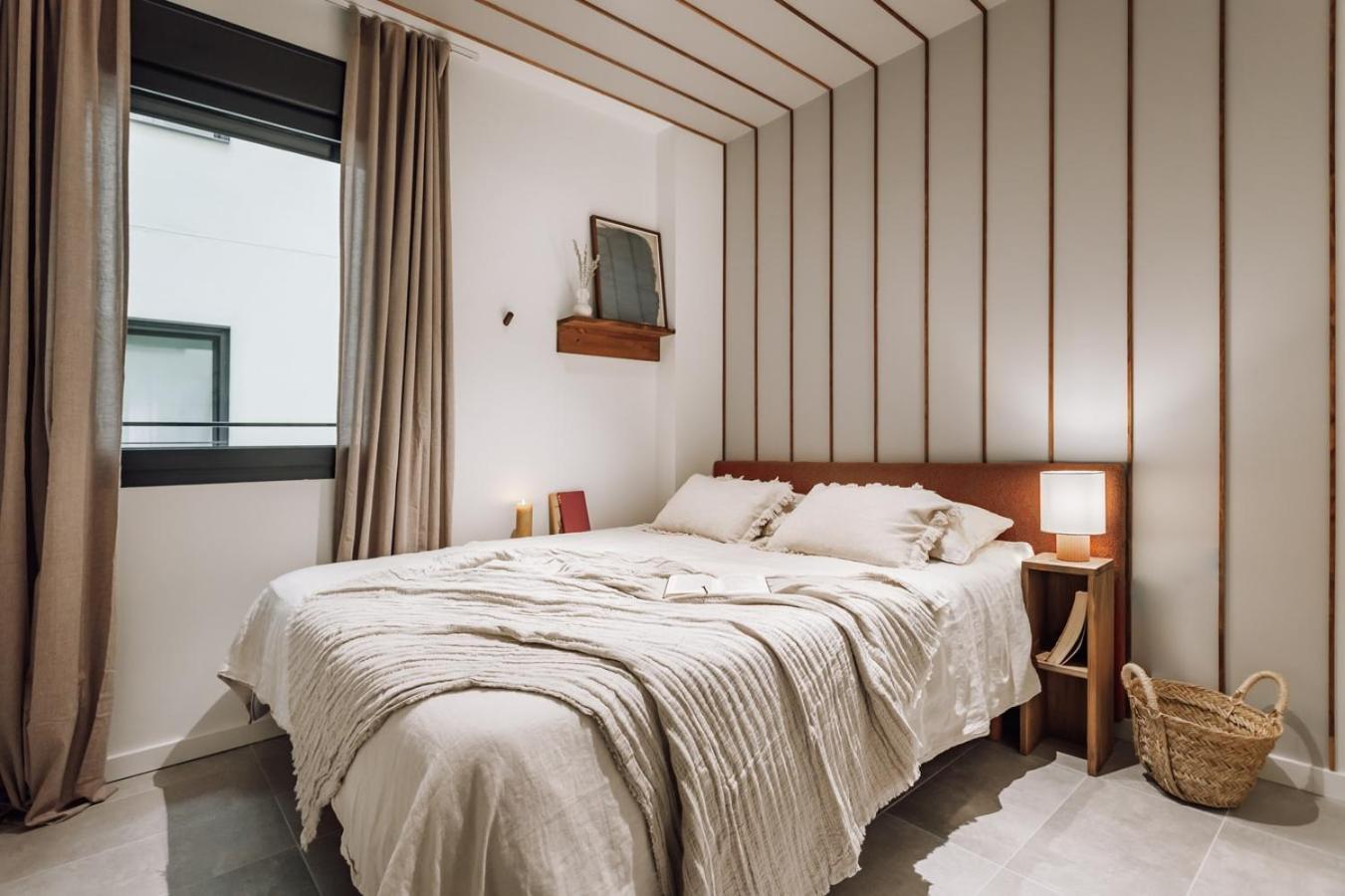 Mojacar - 2 Bedrooms In Eixample Esquerra * Barcelone