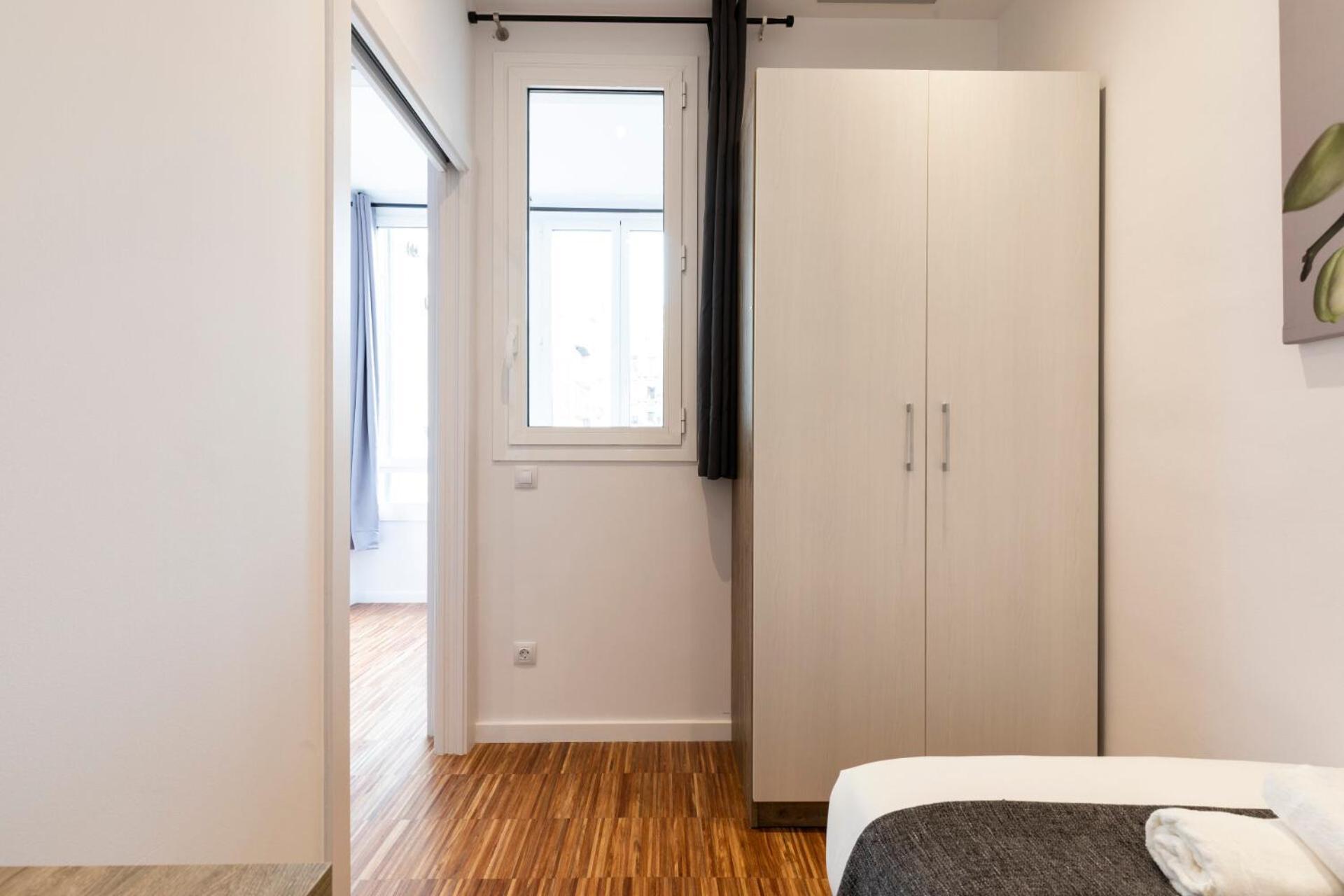 2905 - Ab Comte D'urgell Appartement