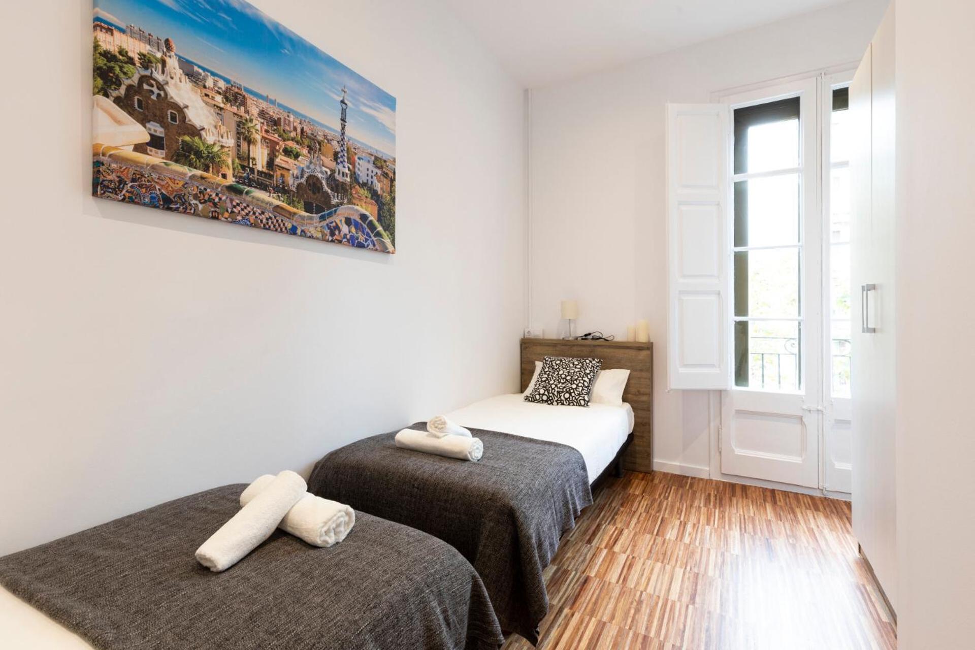2905 - Ab Comte D'urgell Appartement