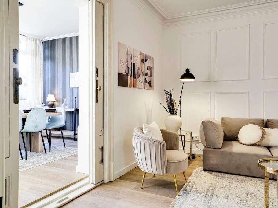 Appartement Casa Modernista En Paseo De Gracia Barcelone