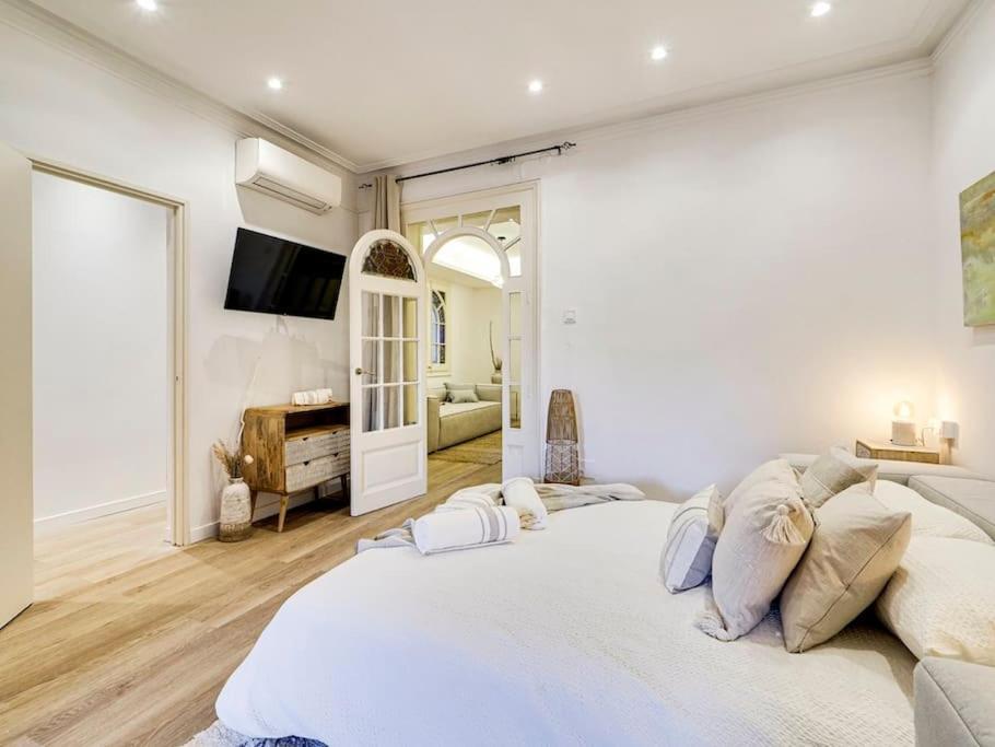 Casa Modernista En Paseo De Gracia Appartement