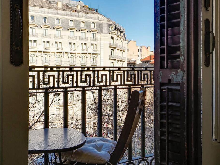 Casa Modernista En Paseo De Gracia Apartment *