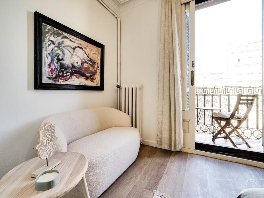 Casa Modernista En Paseo De Gracia