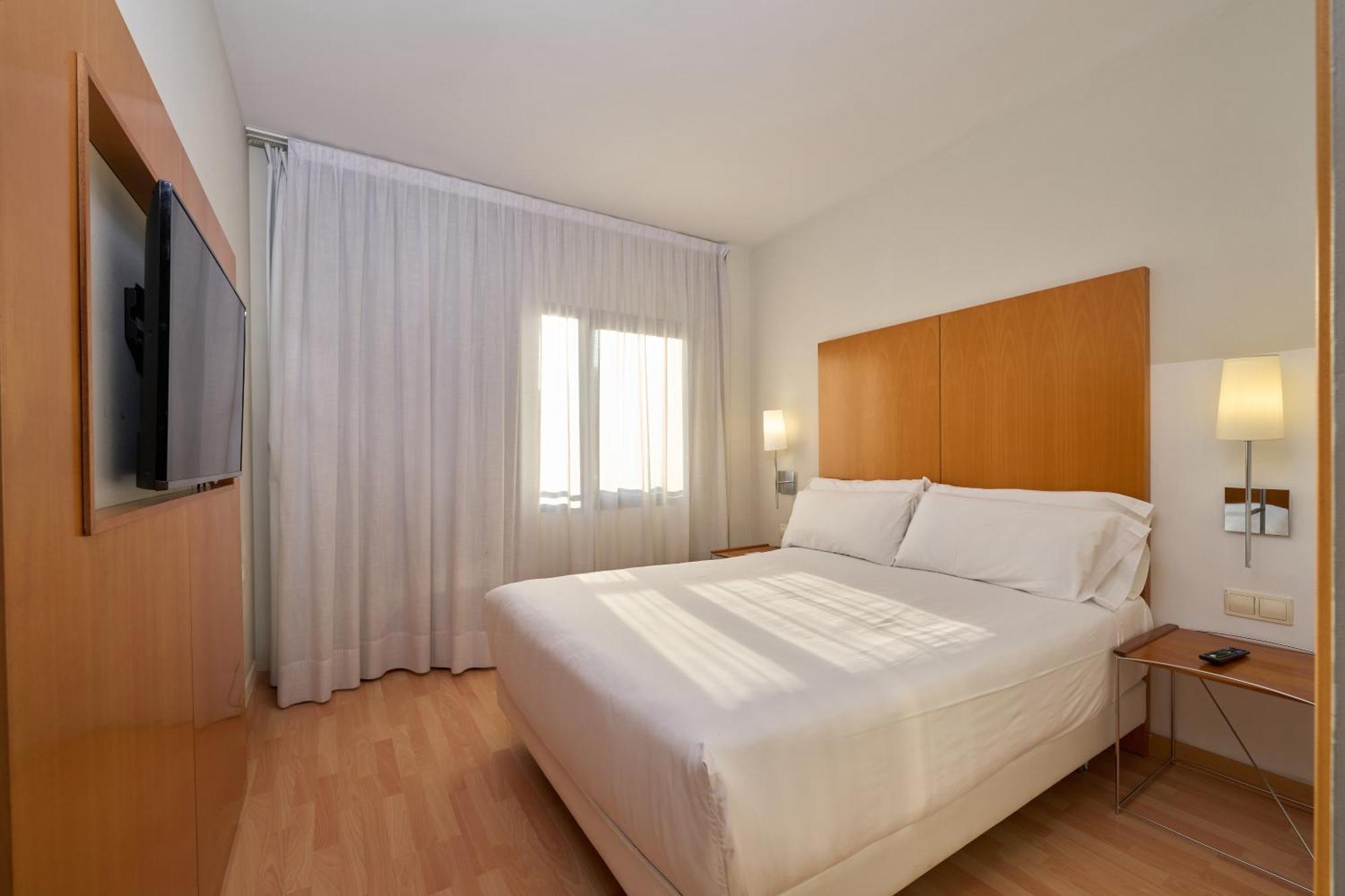 Hotel Catalonia Beach 4*