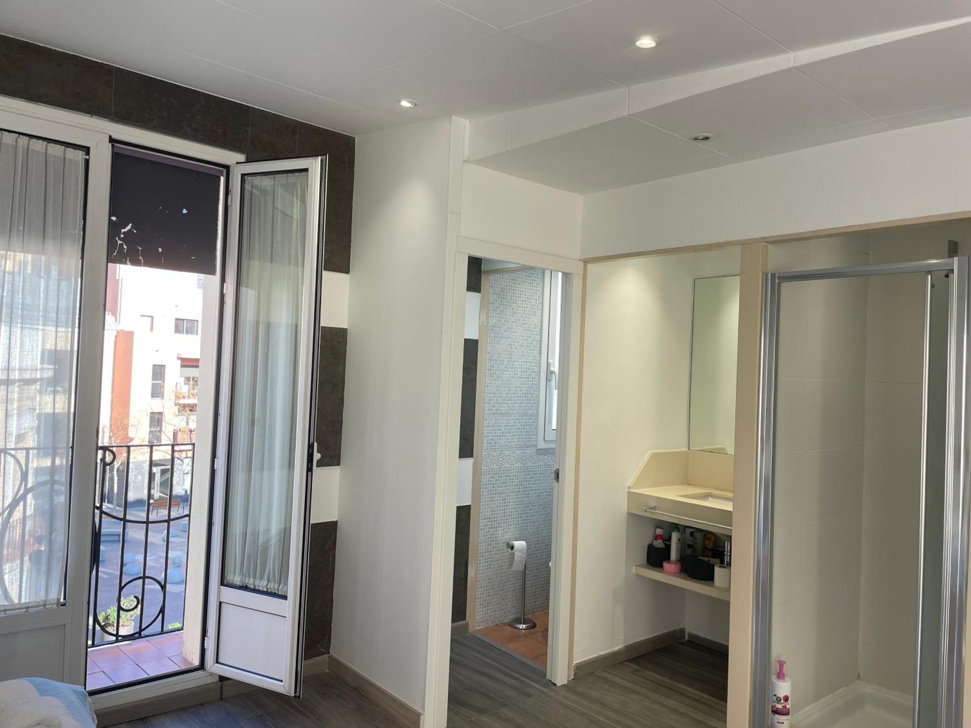 - Iberia Appartement