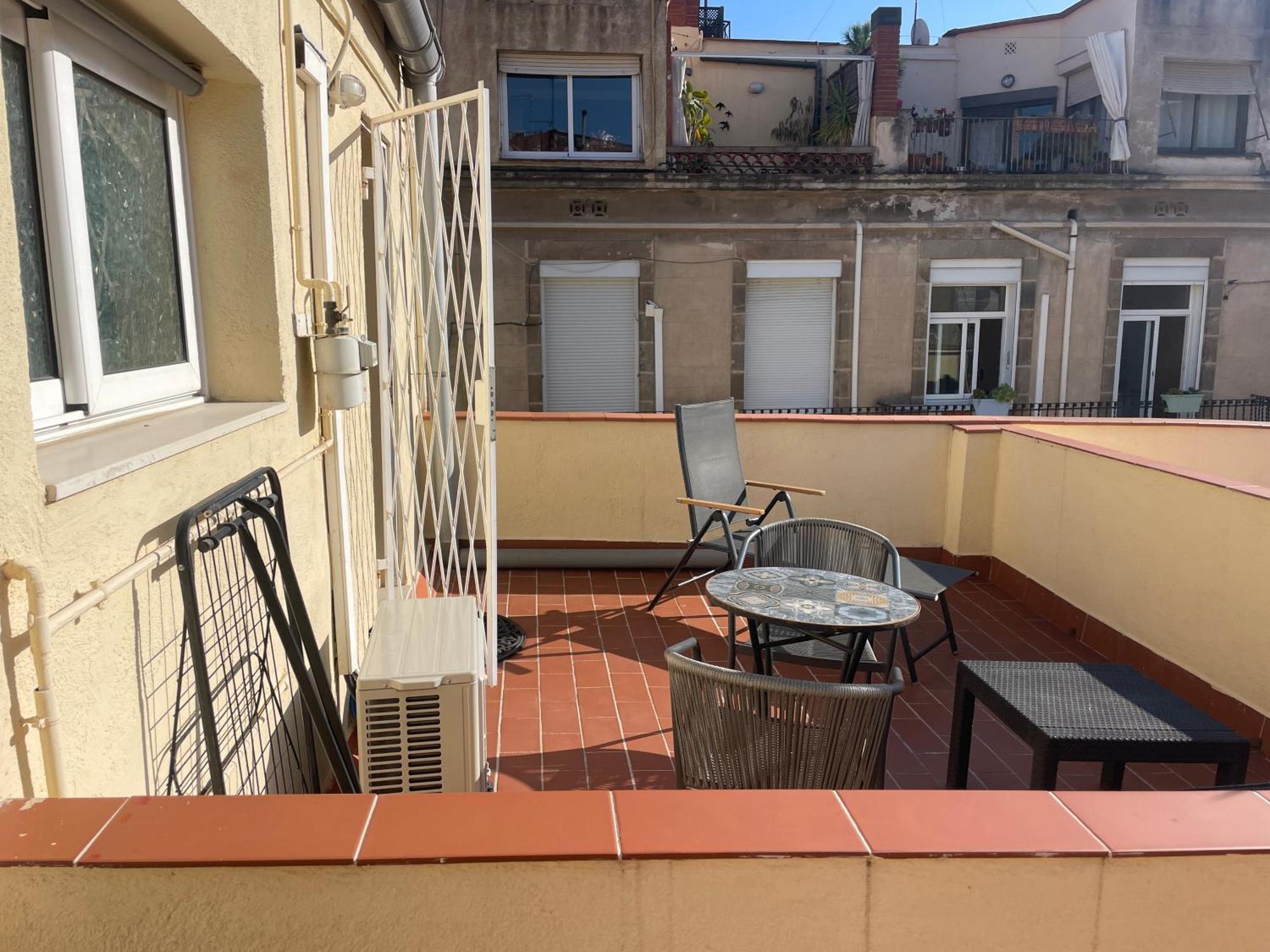 - Iberia Appartement *