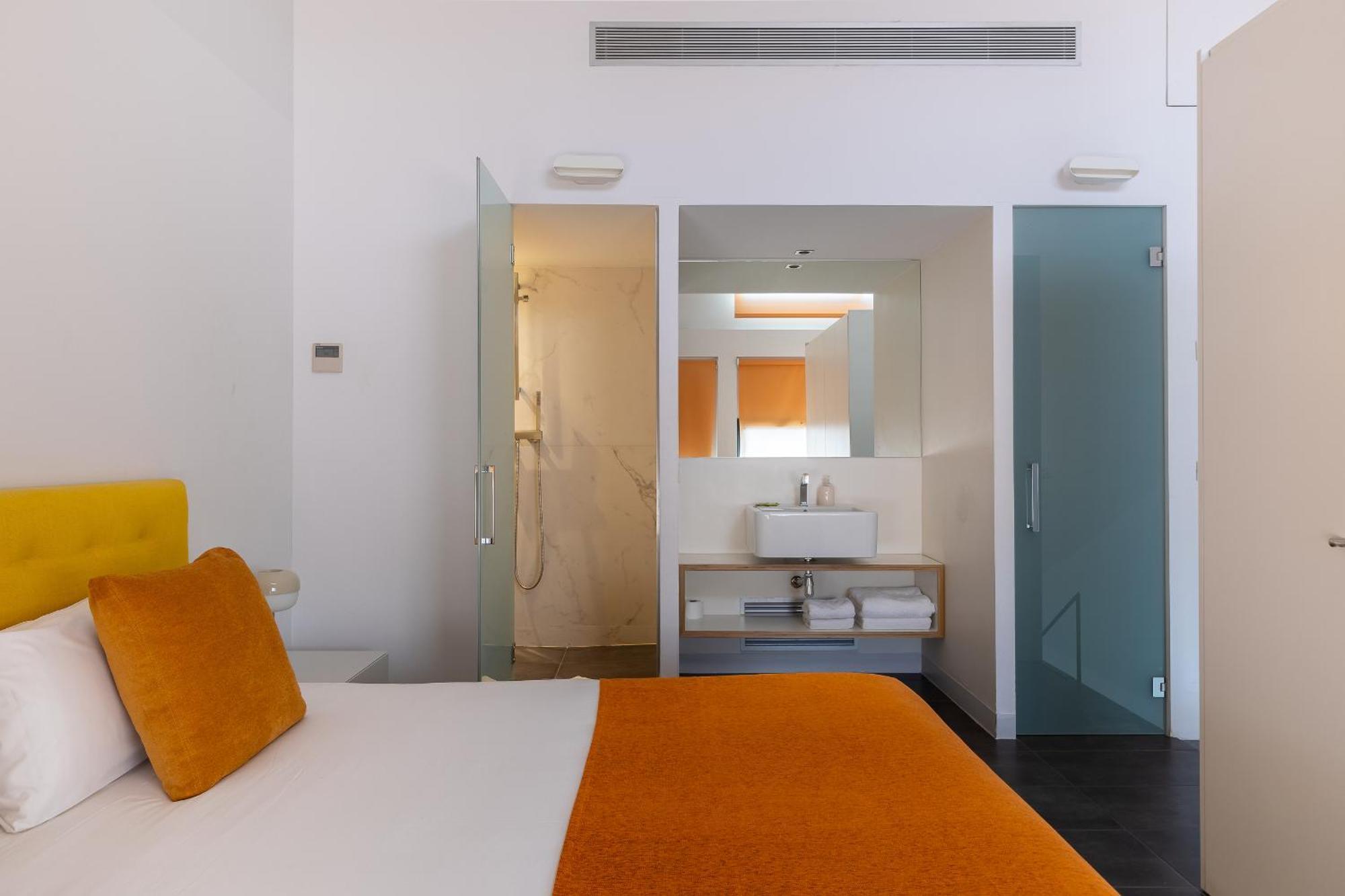 Cosmo Sants Barcelone
