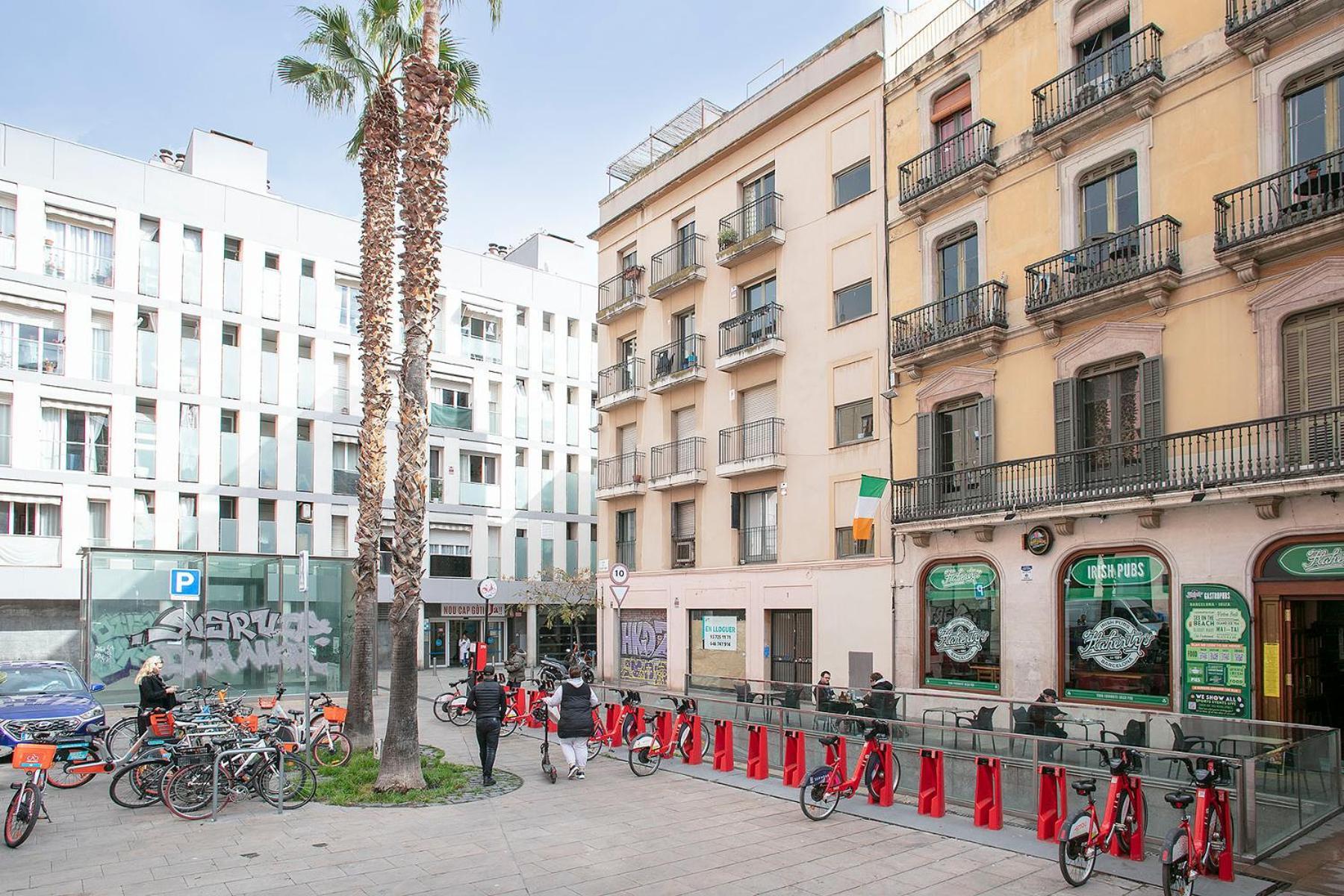 Heaven With A Garden At Ramblas Barcelona