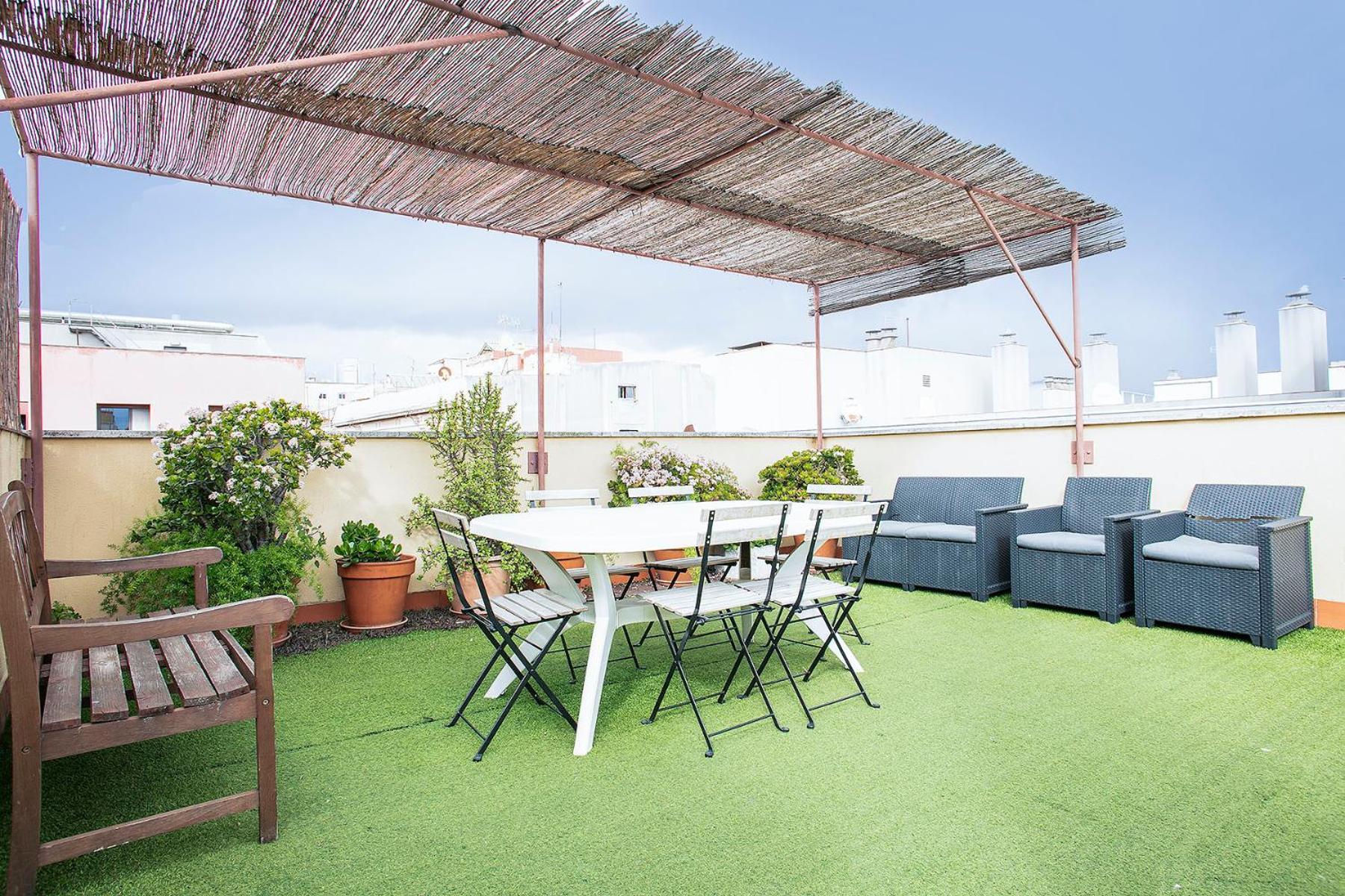 Heaven With A Garden At Ramblas Apartment *