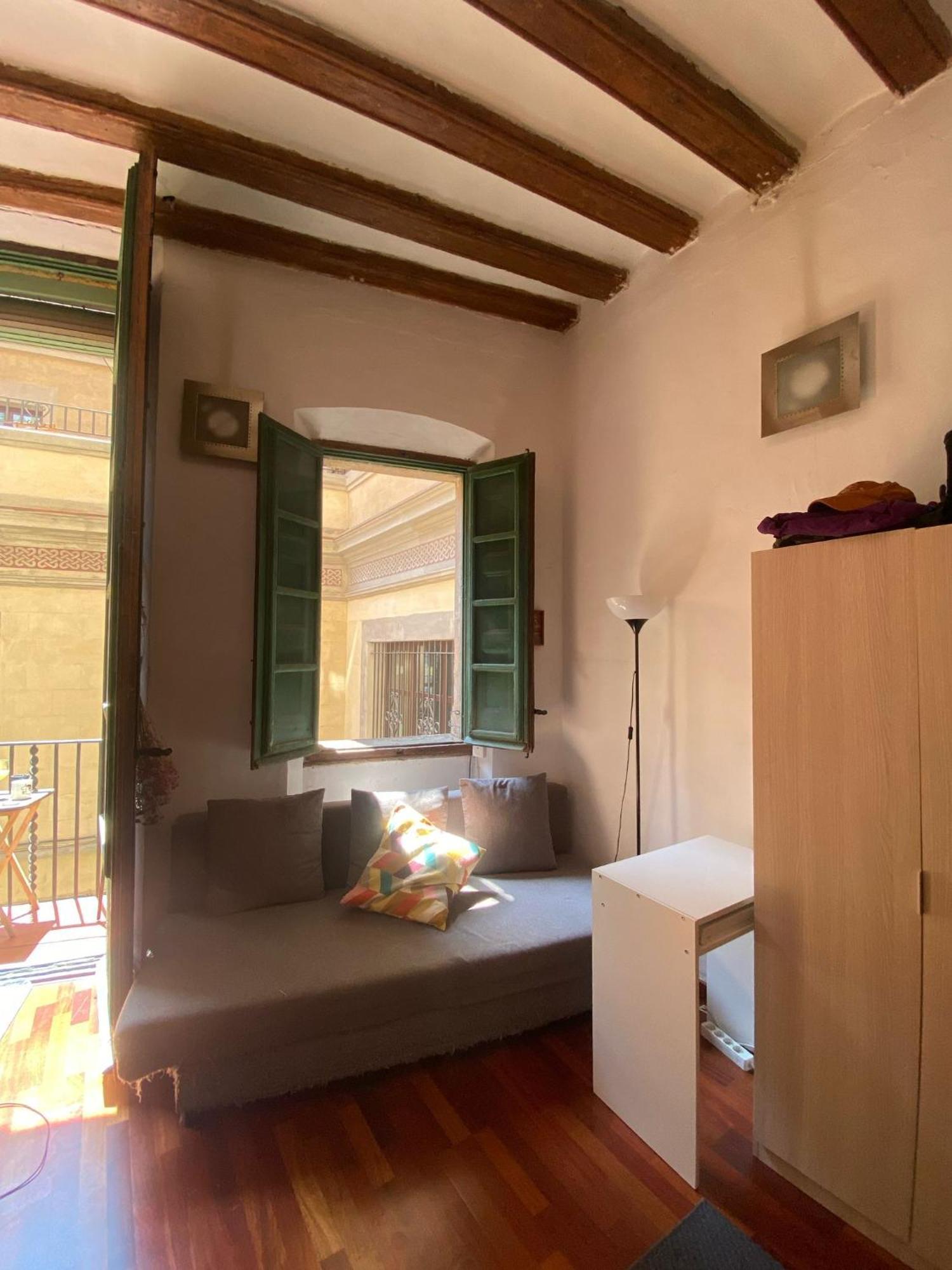 Well Located Center Apartment Barcelona