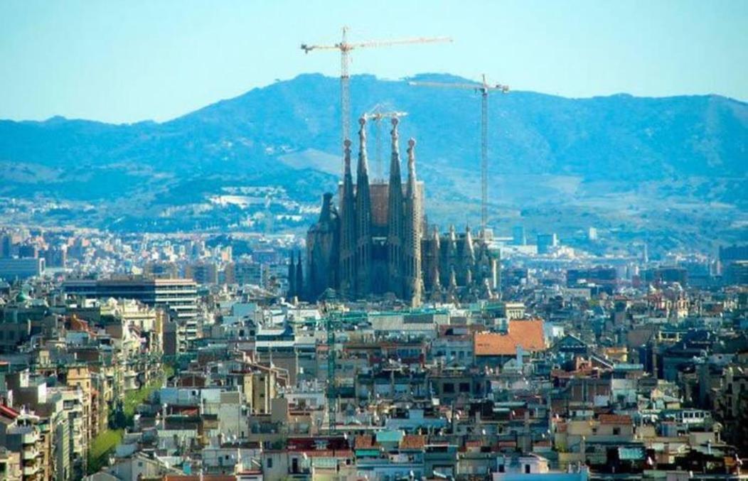 Ramblas Duplex 4br Terrace Pool Table & Ping Pong Barcelone