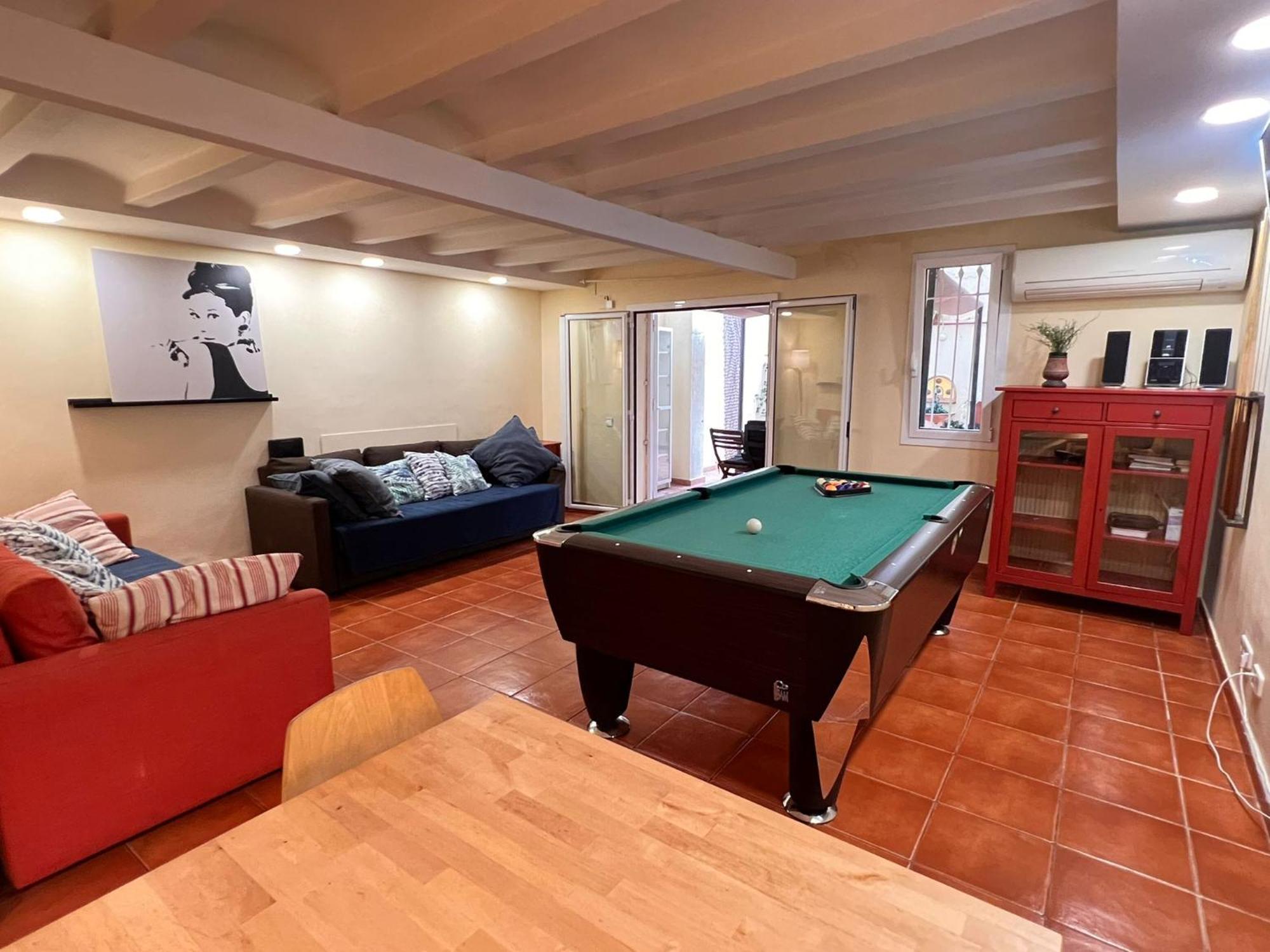 Ramblas Duplex 4br Terrace Pool Table & Ping Pong Barcelone