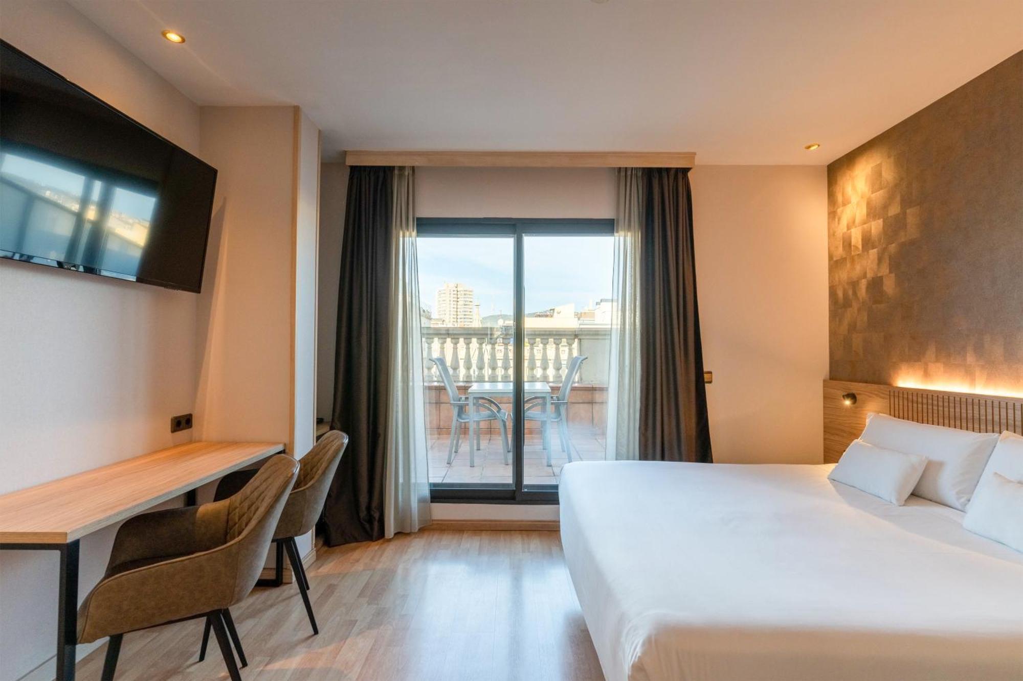 Sunotel Central Hotel 4*