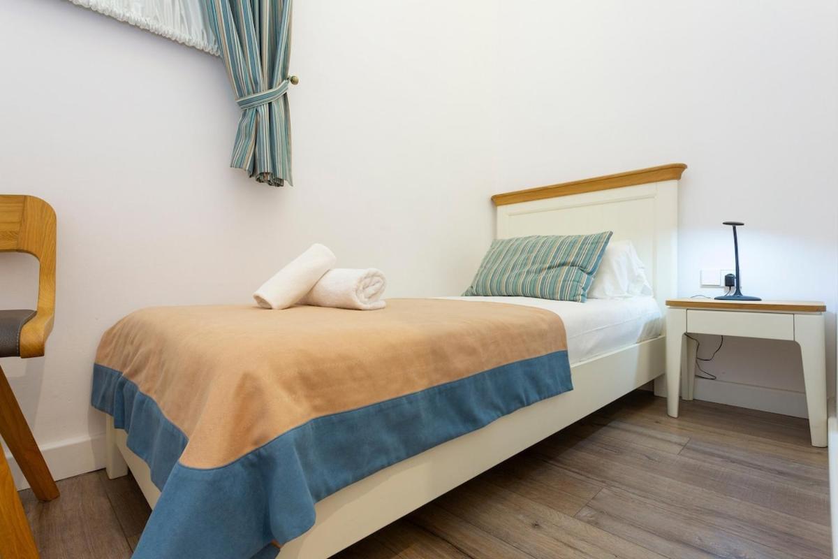 Moderno Y Espacioso En Calle Mallorca Apartment Barcelona