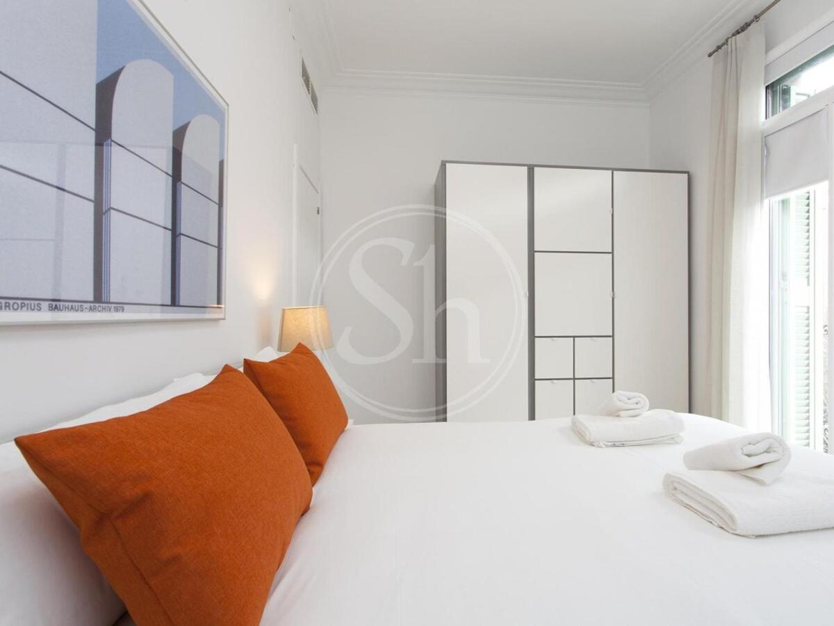 Wonderful For 6 Appartement Barcelona