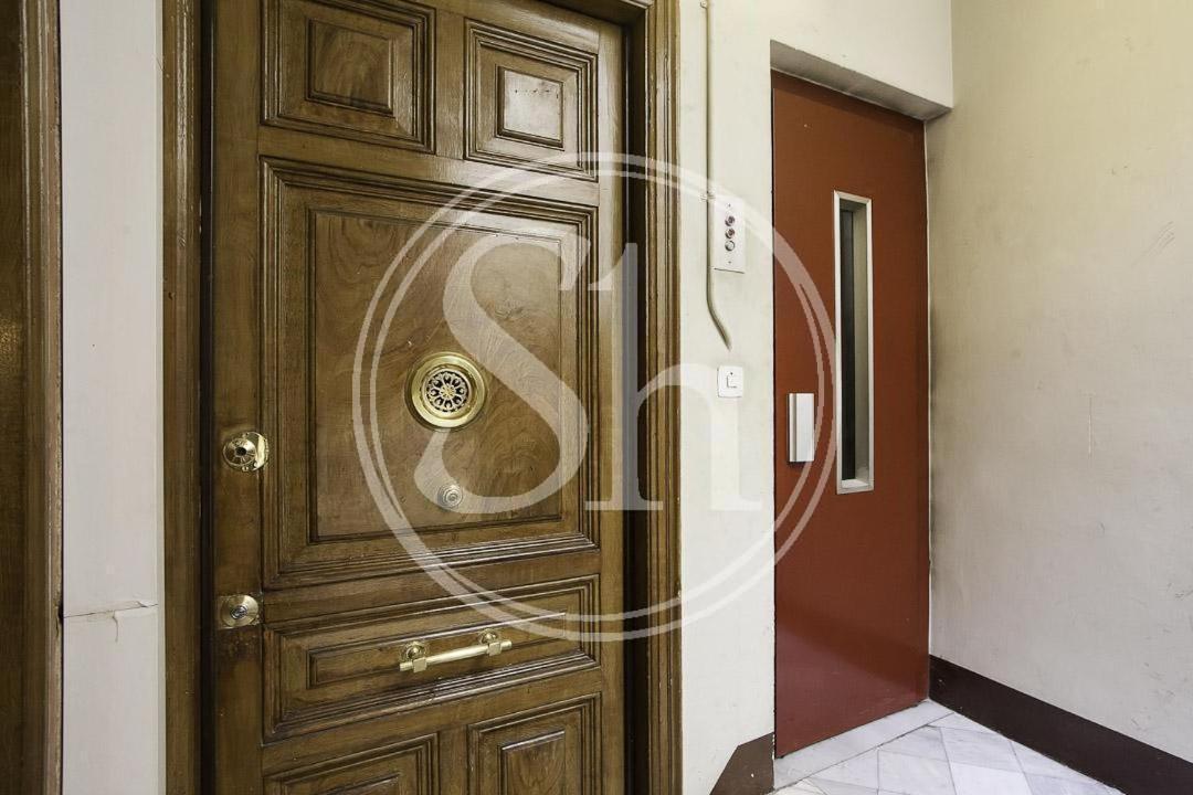 Centar Arago Rambla Appartement *