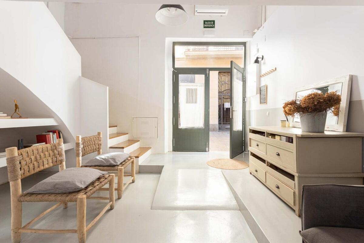Intimate House - Heart Of Sarria Appartement
