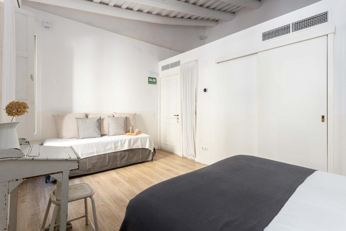 Intimate House - Heart Of Sarria Barcelone