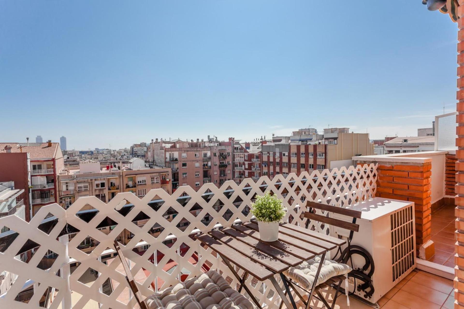 Apartment 6 *