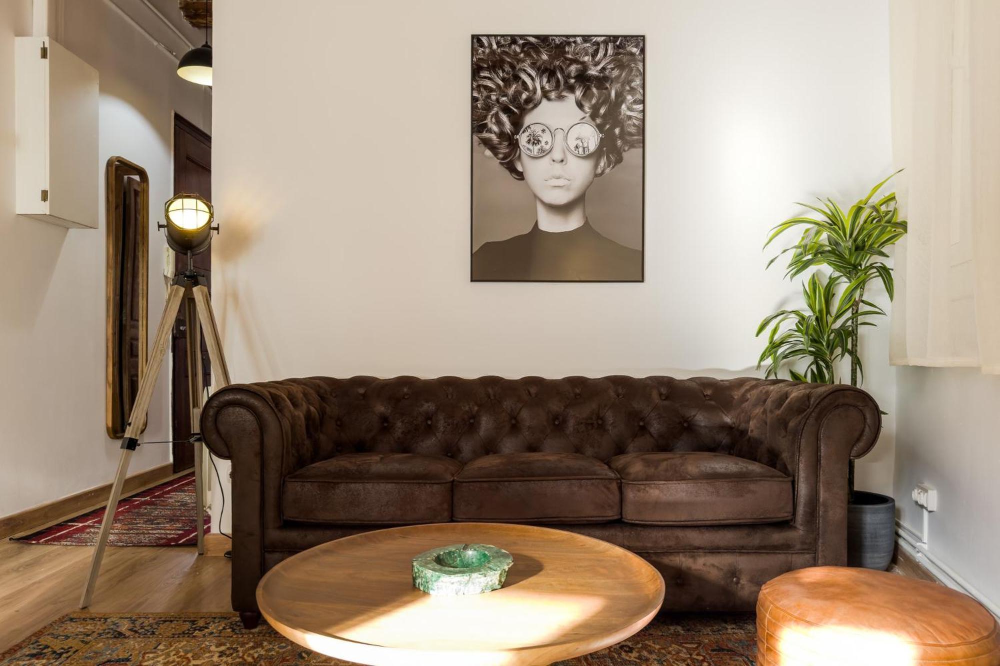 Magalhaes - Trad Flat In Poble Sec, Near Ramblas Apartment *