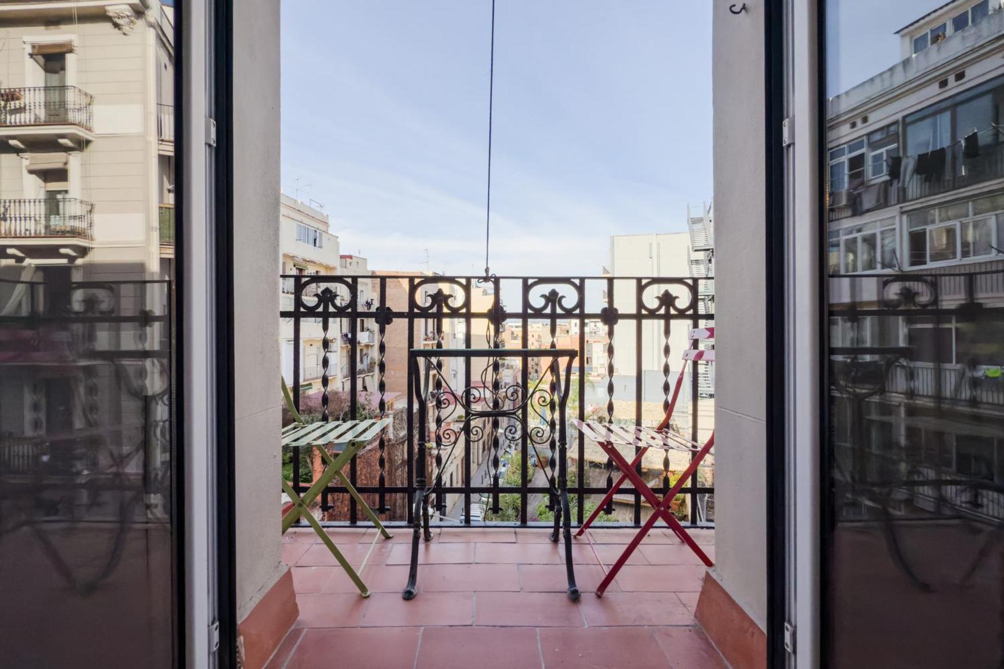Magalhaes - Trad Flat In Poble Sec, Near Ramblas Apartment