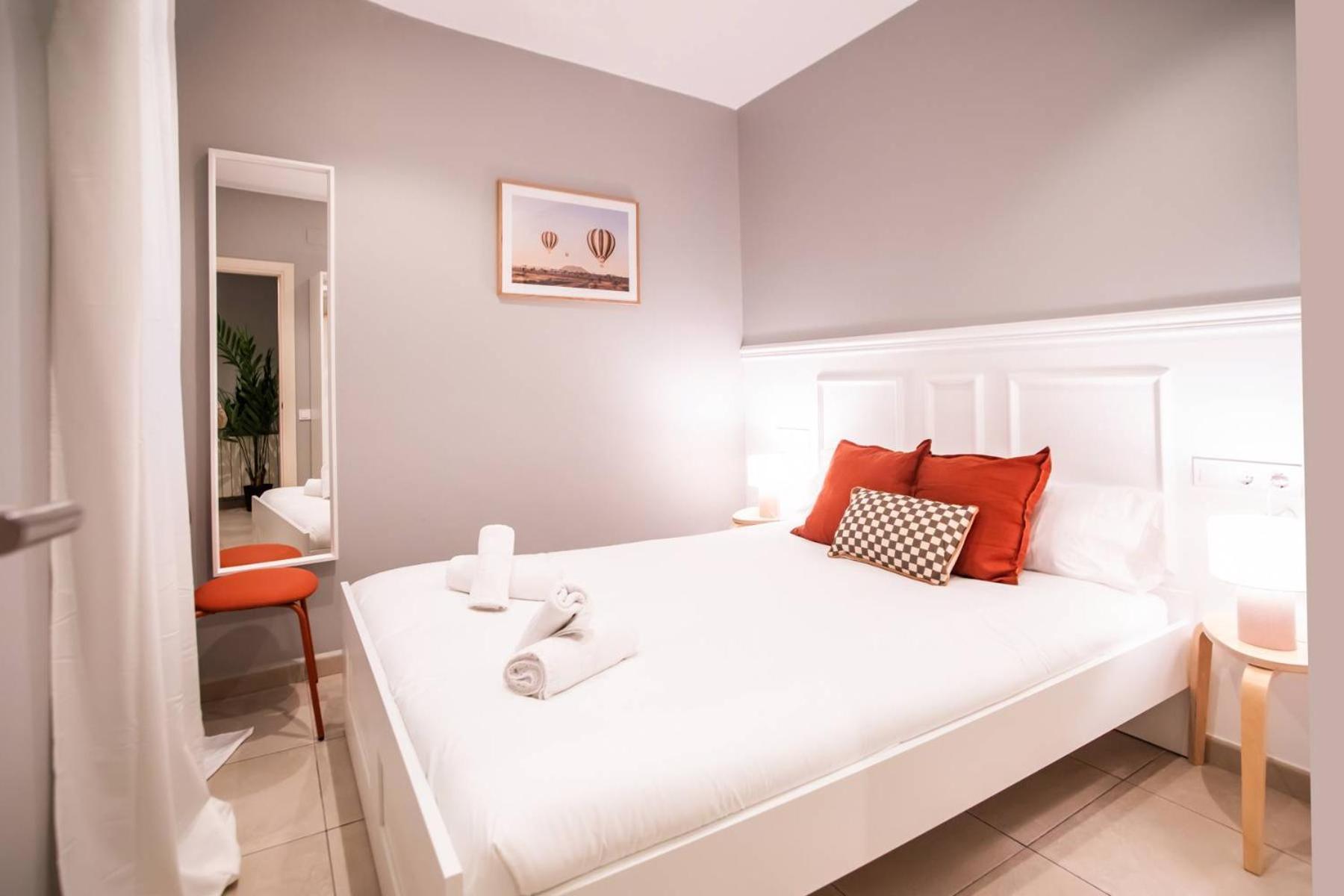 Apartment P1mal1091- Fantastic 3bed Steps Away From Sagrada