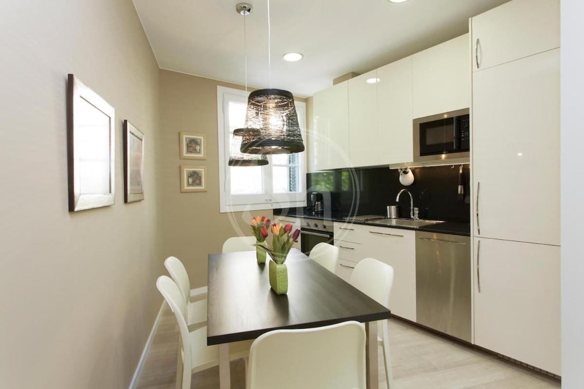 Hermoso Junto A La Sagrada Familia Appartement Barcelone