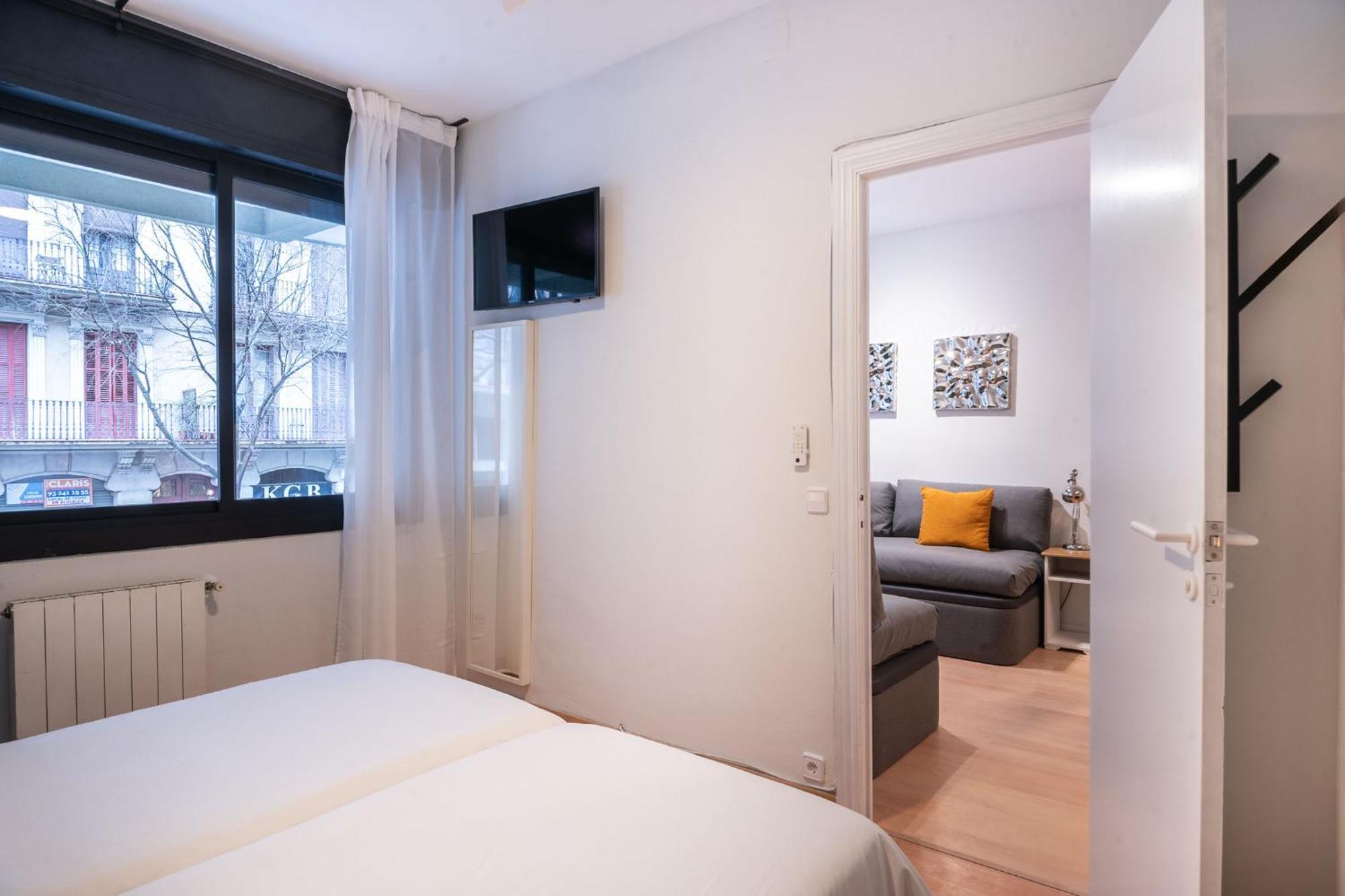 Spacious And Comfortable In The Center *