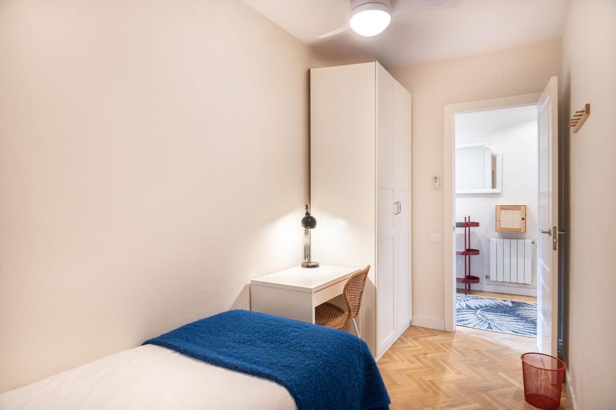 Spacious And Elegant Oasis In The Location * Barcelone