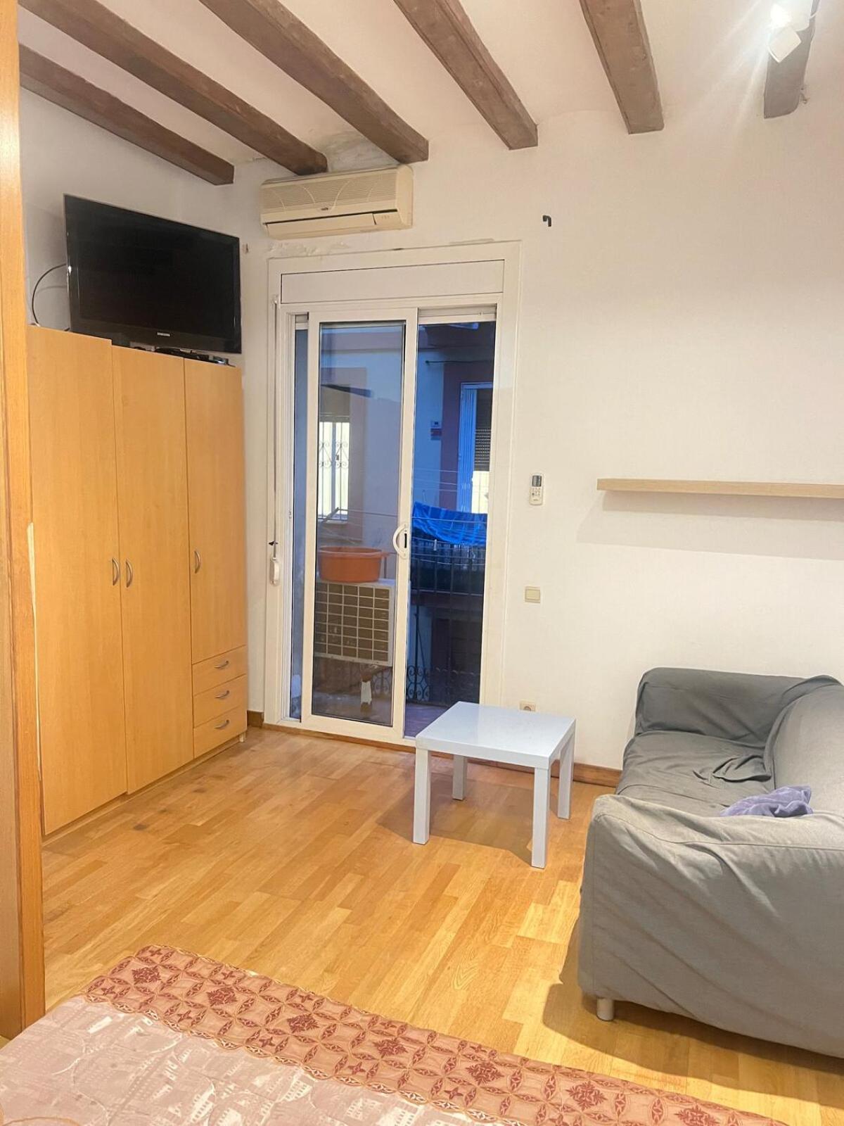 Flat In Centre Of Barcelone