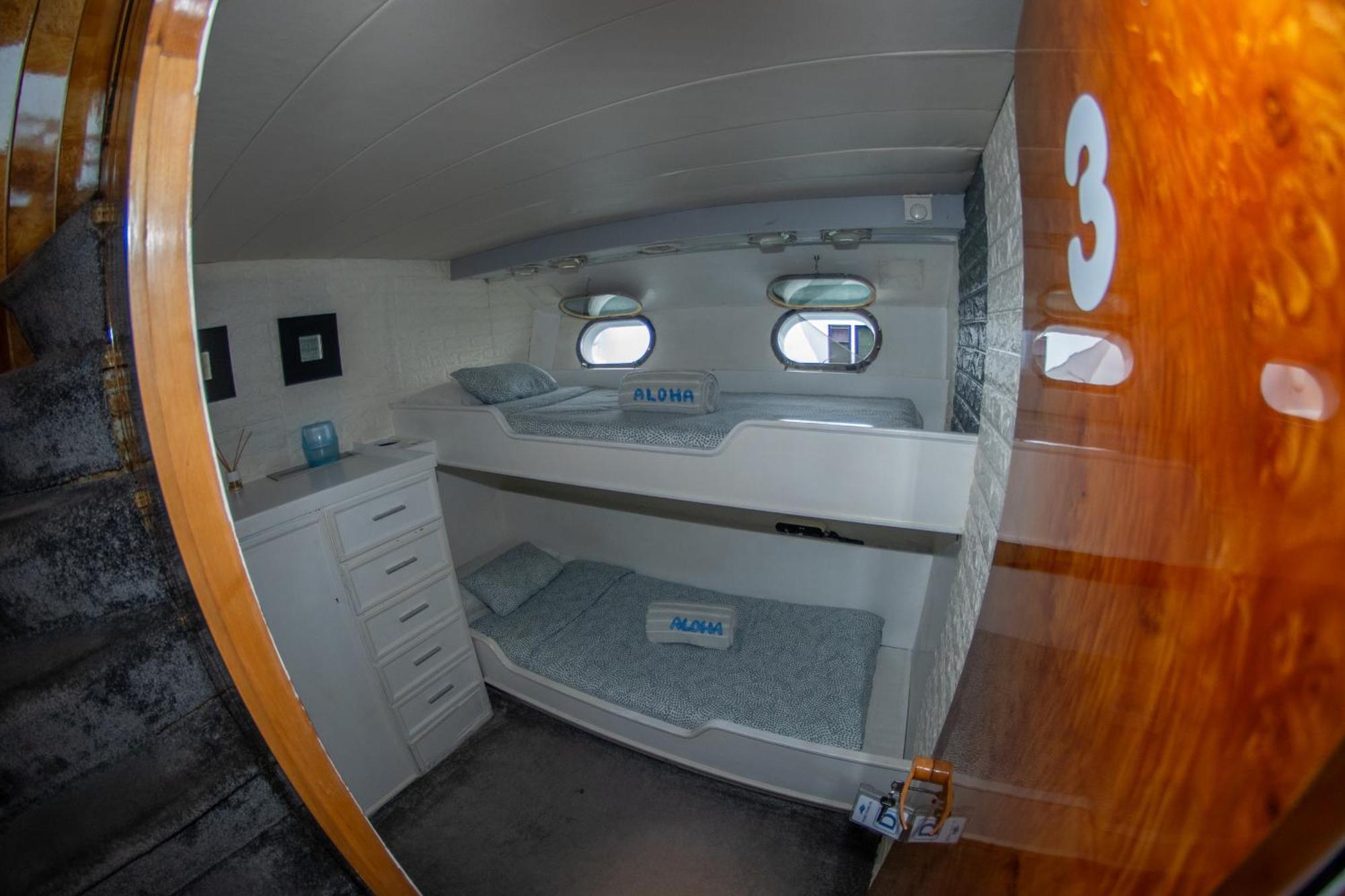 Bateau-hôtel Aloha Boat
