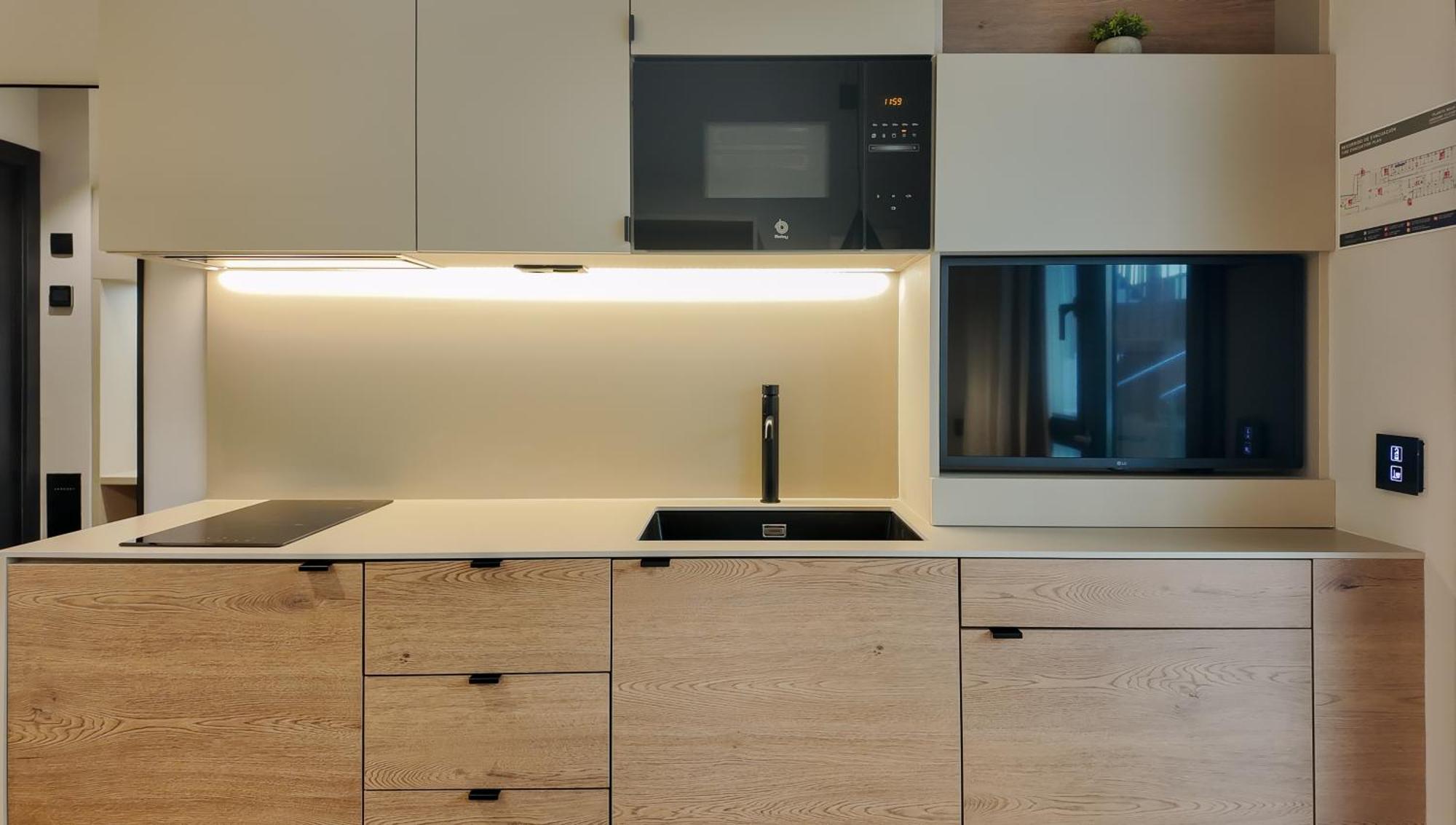Blau Student Housing - Students Only Apartment Barcelona