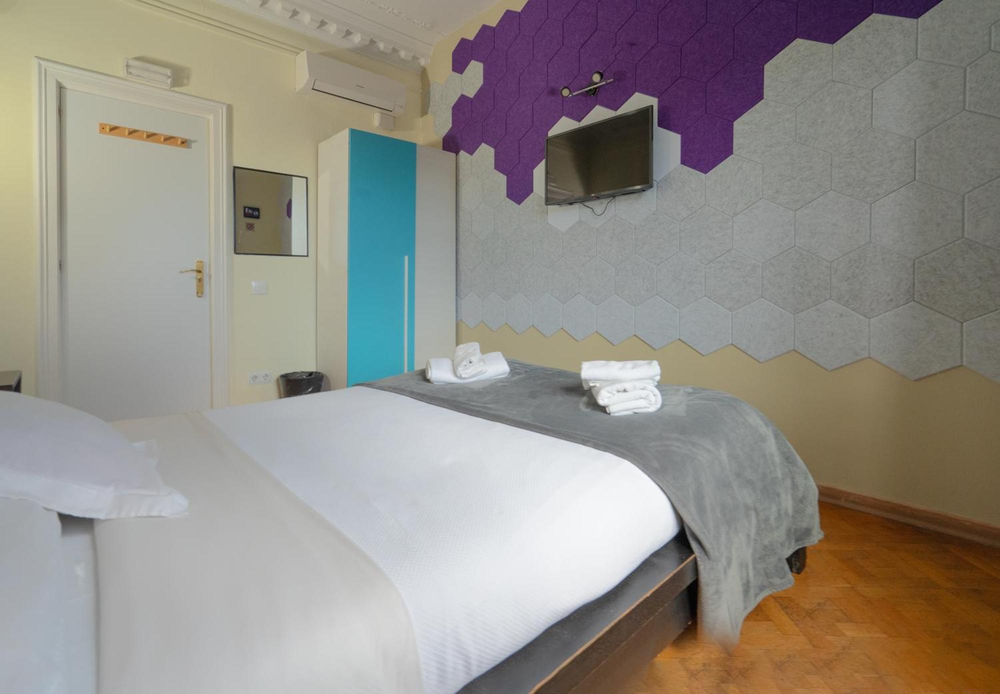 Hostel Wow *