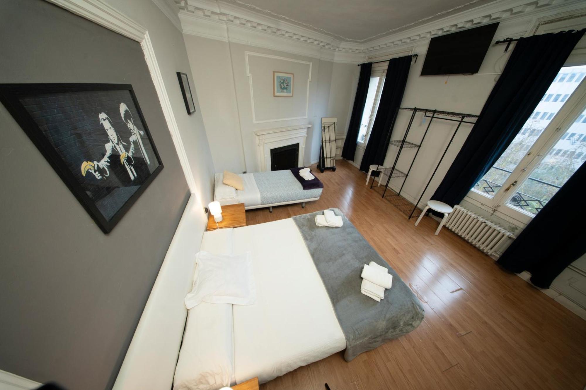 Wow Hostel