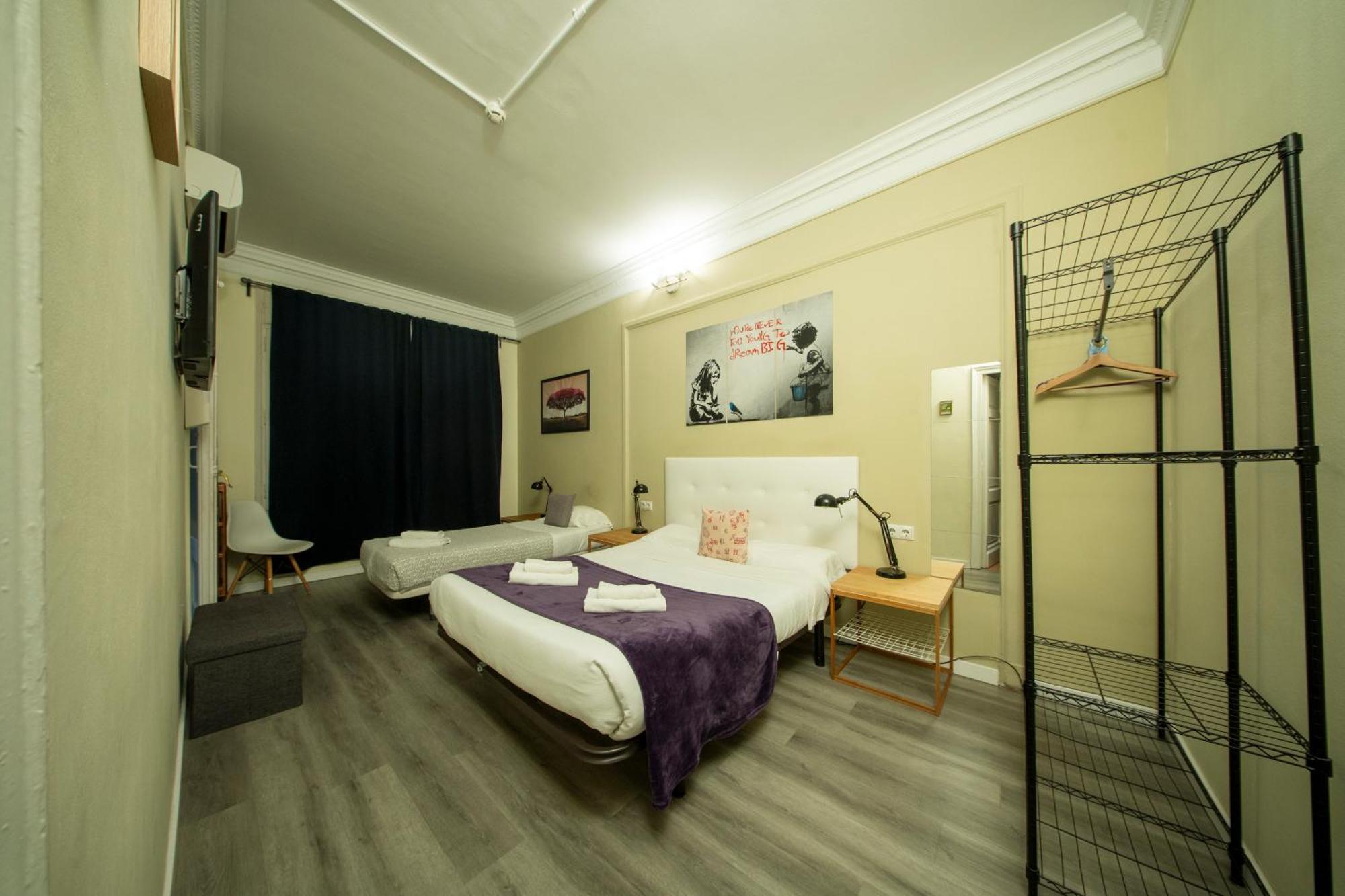 Wow Hostel