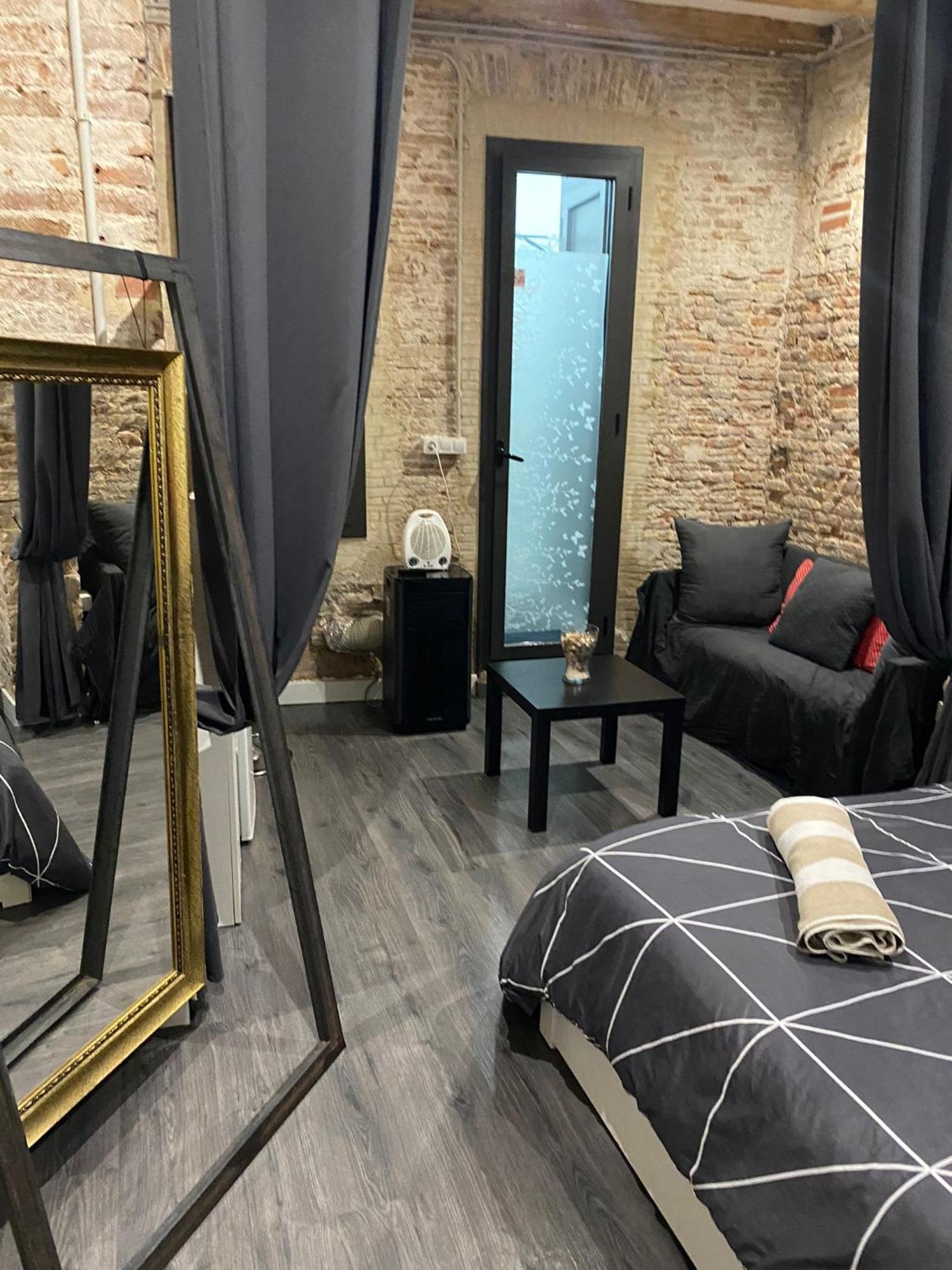 Not Shared Center Liceu Ramblas Plaza Cataluna Appartement