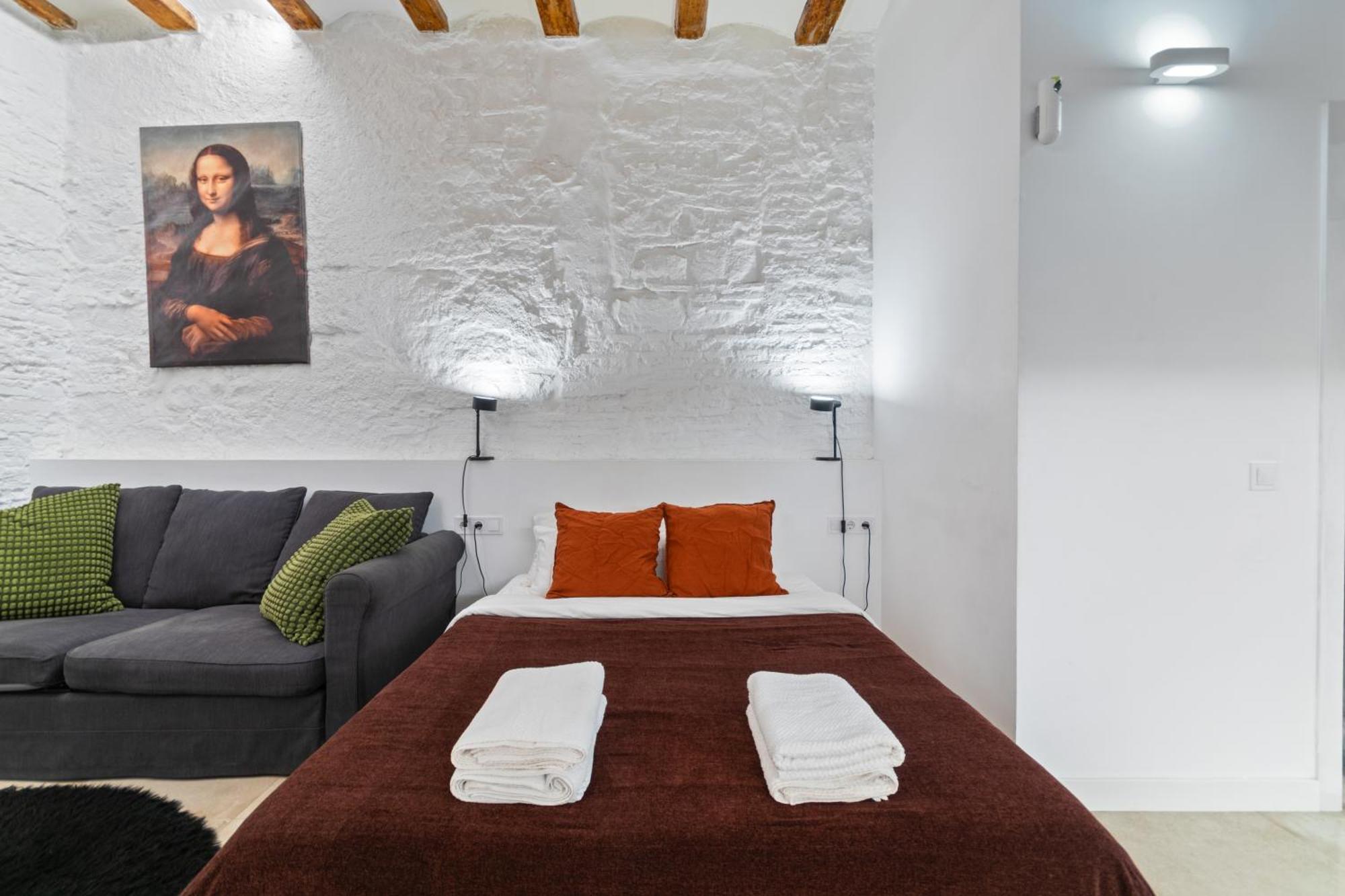 Luxury Born Apartment