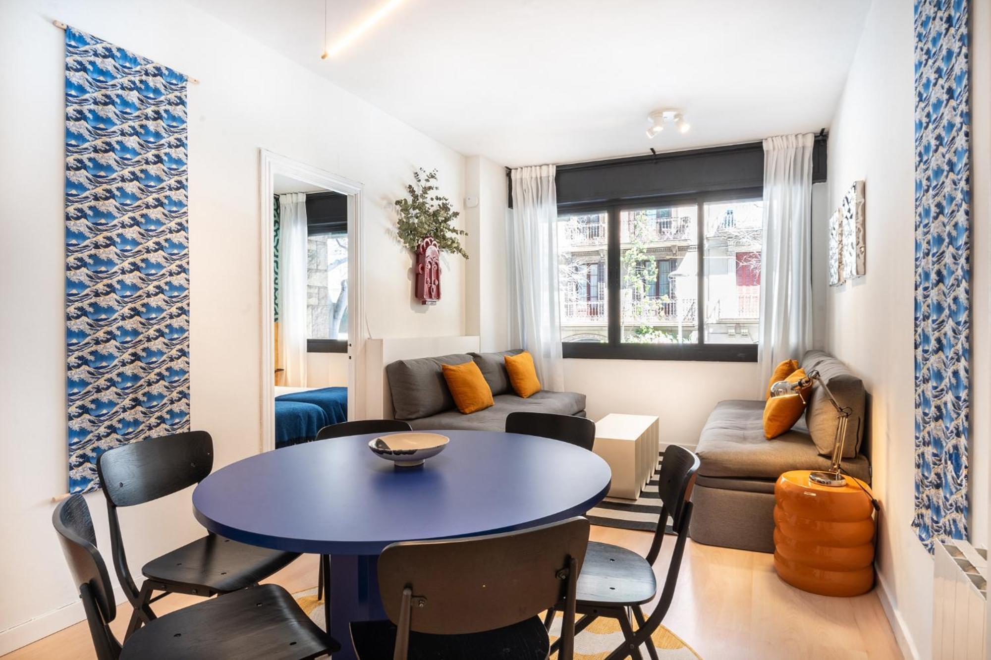 Spacious And Comfortable In The Center Apartment