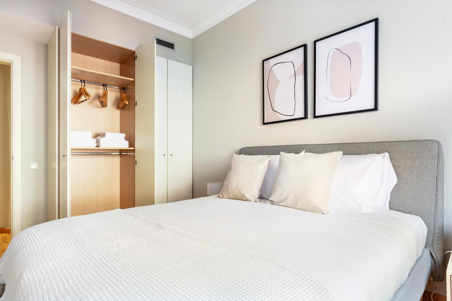 Blueground Galvany Doorman Ac Near Park Bcn-178 Appartement