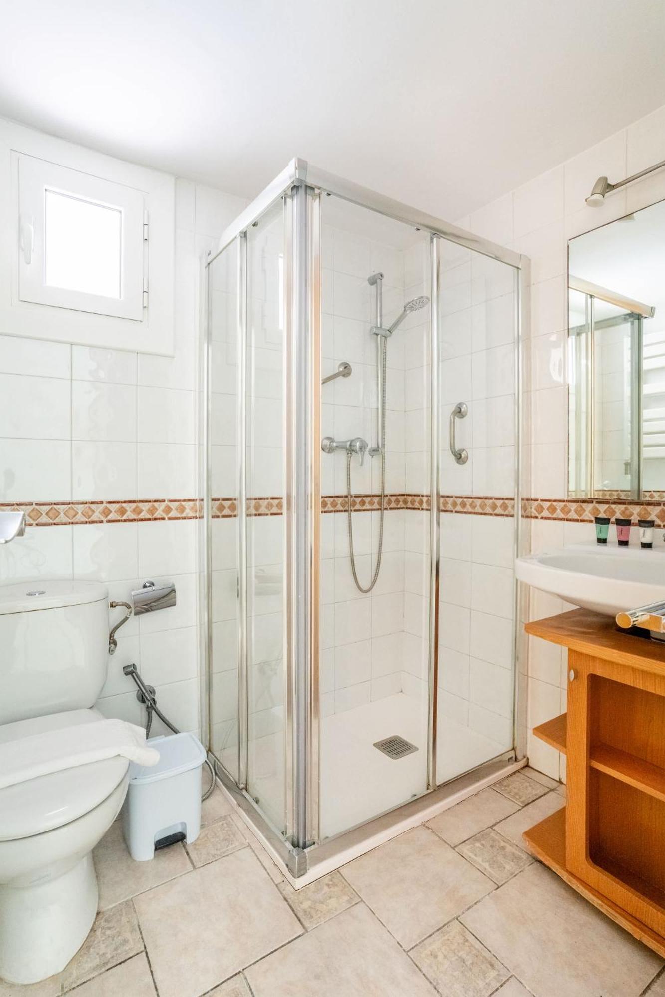 Historic With Private Terrace In Example Barcelona