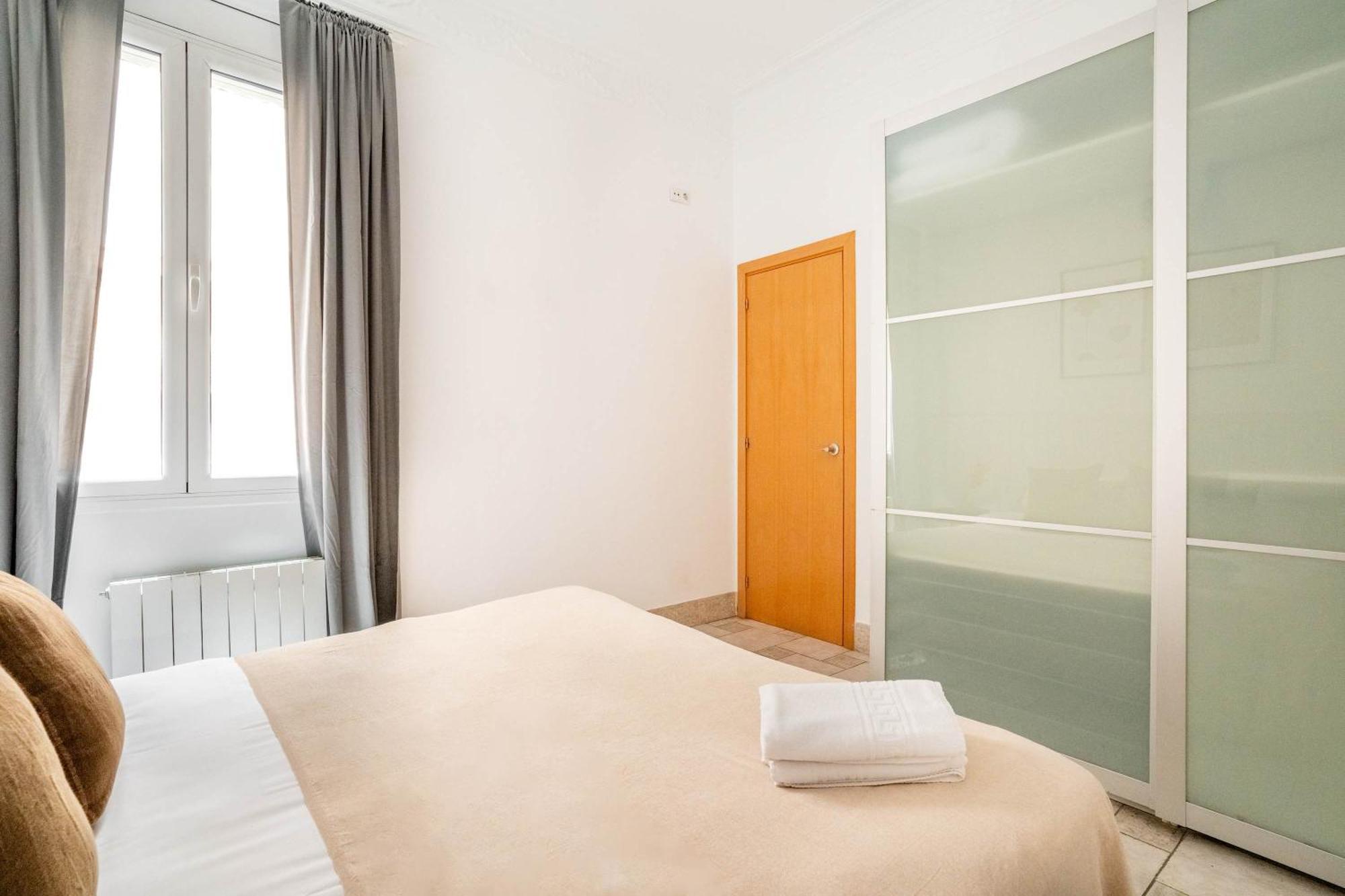 Historic With Private Terrace In Example Apartment *