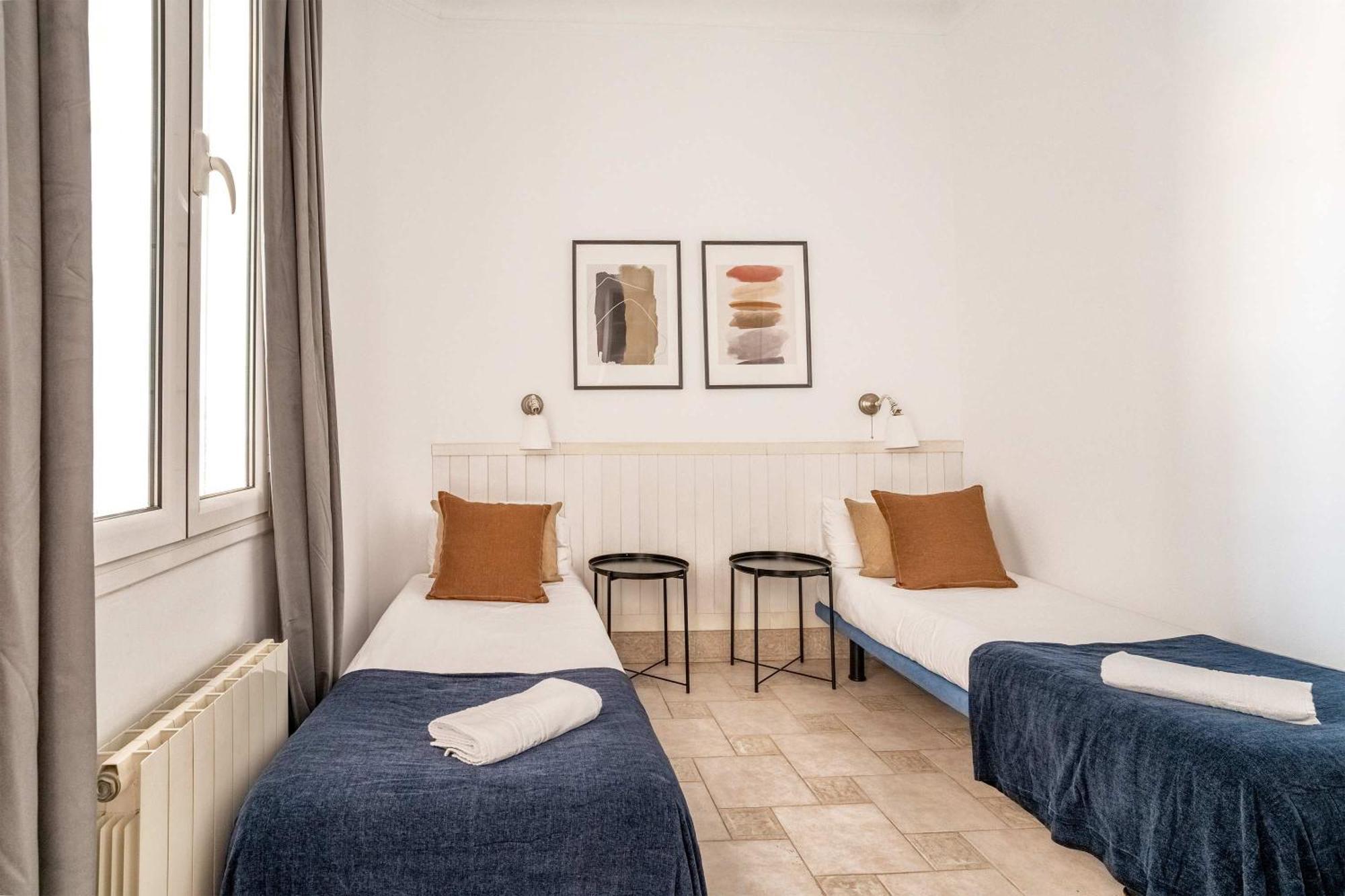 Historic With Private Terrace In Example Apartment Barcelona
