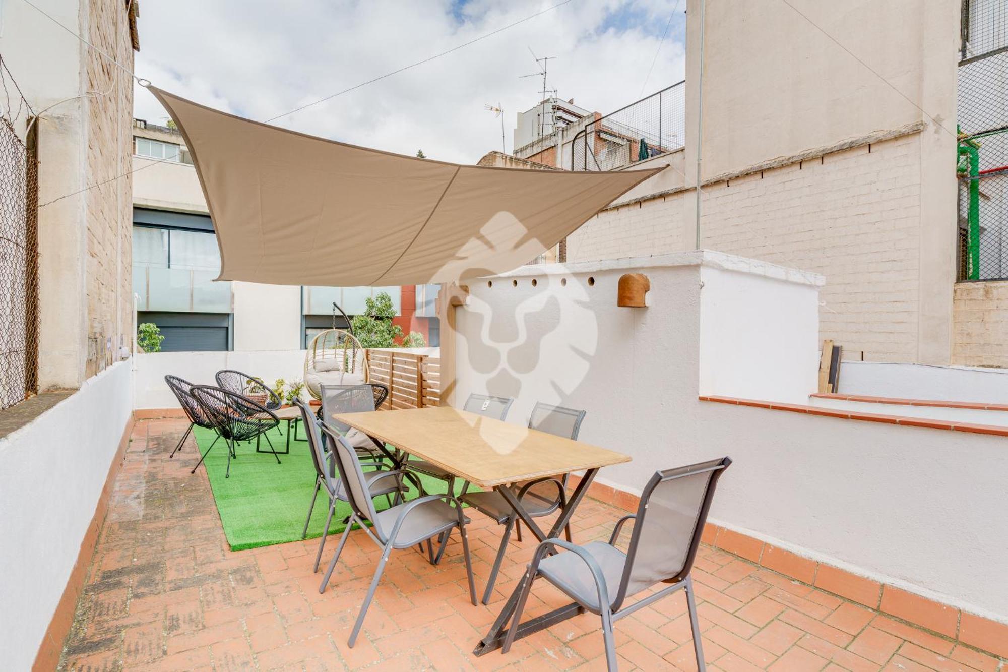 Apartamento Piso Ideal Con 3 3 Banos Y Terraza