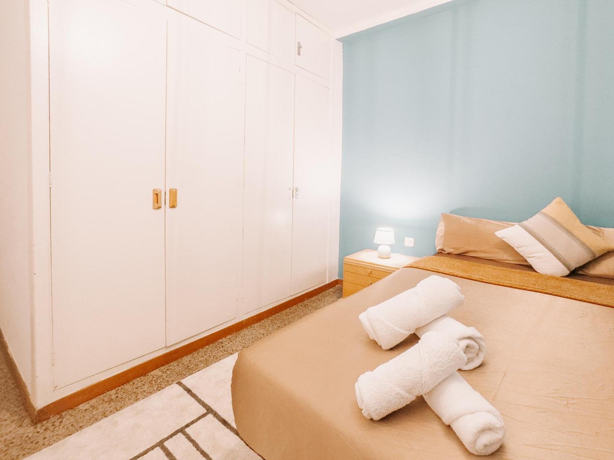 Lovely In Shared Gracia Neighborhood Appartement
