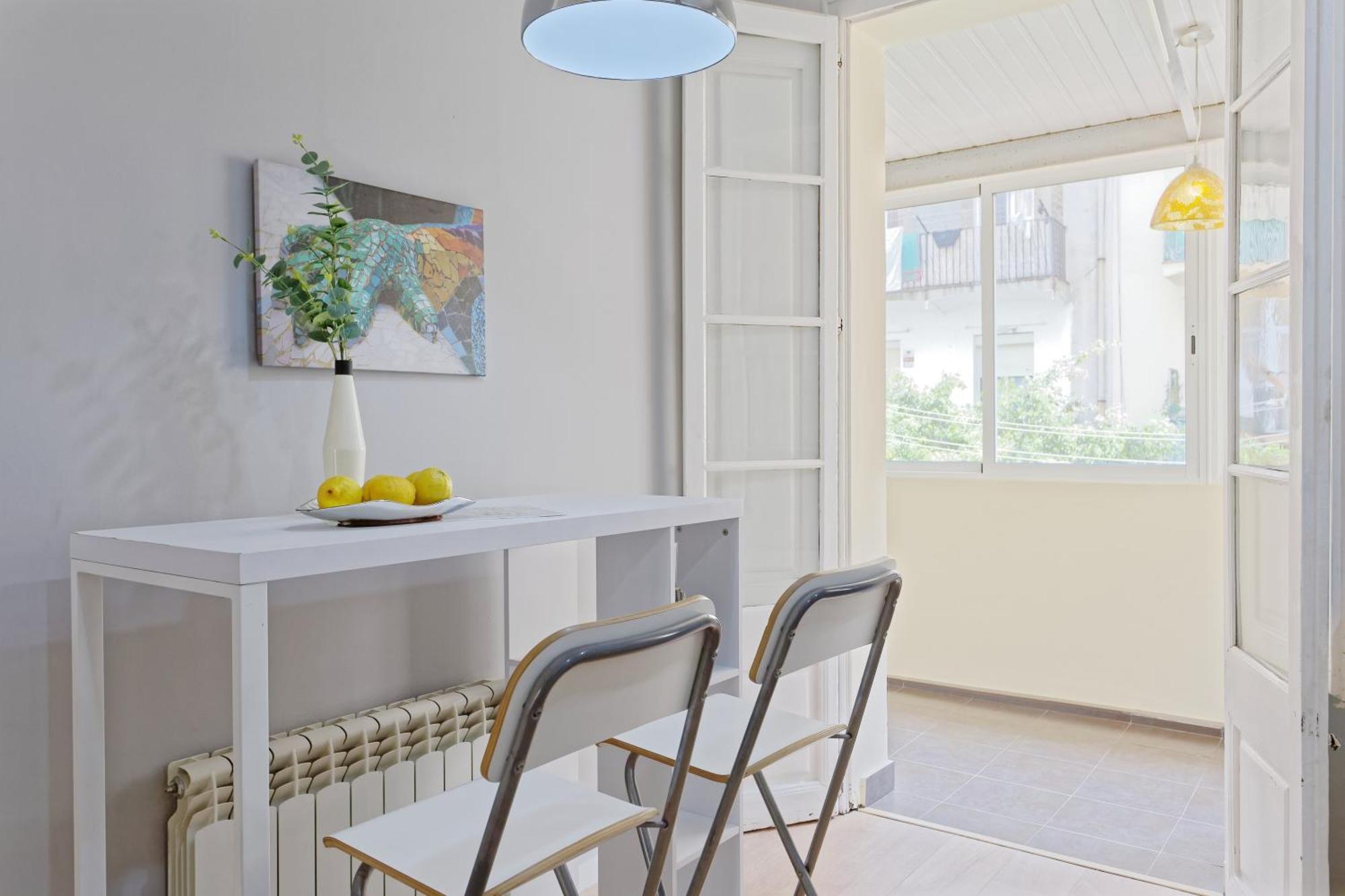 & Bright Apartment!!